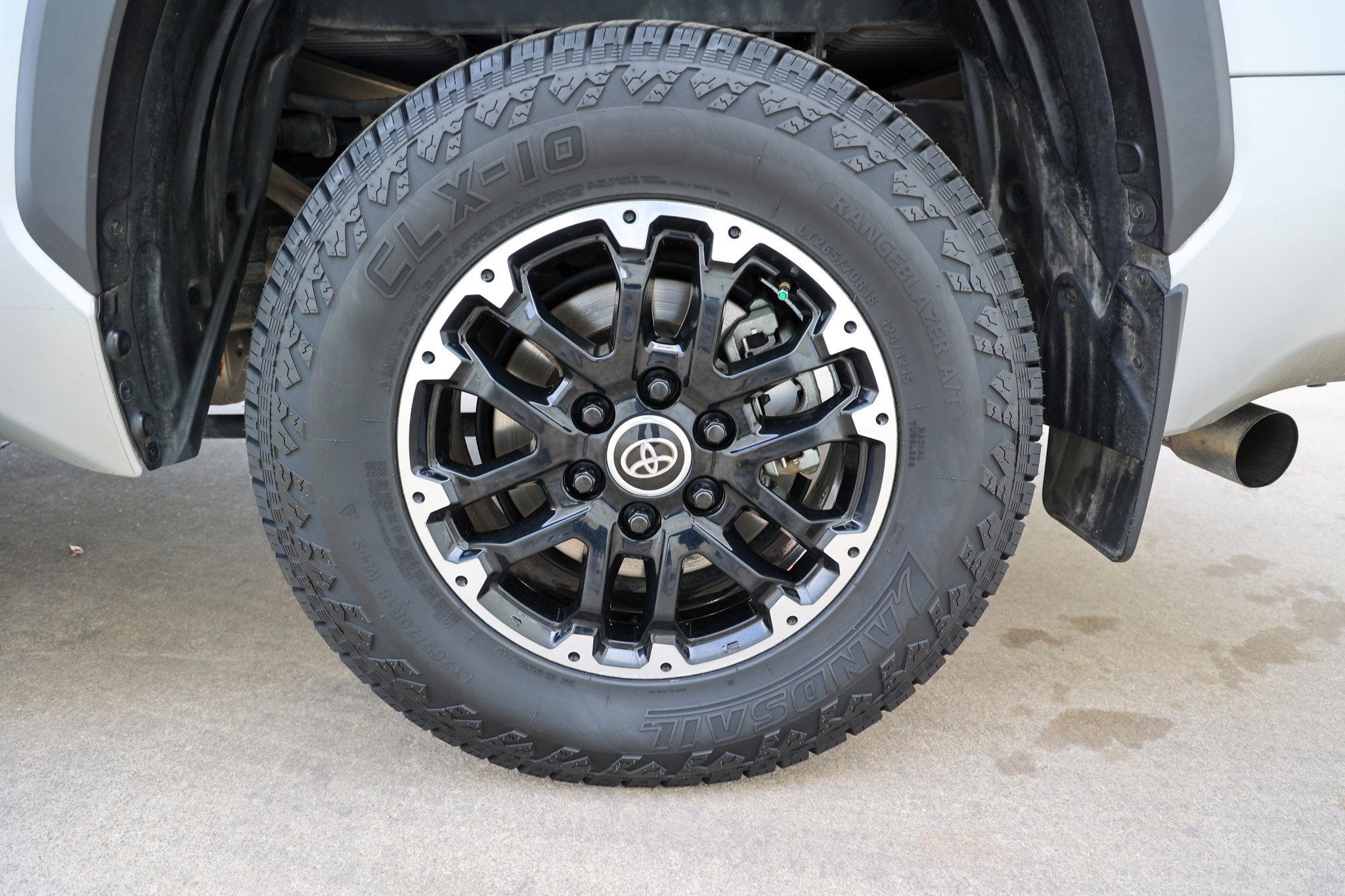 2022 Toyota TUNDRA 4X2 SR5