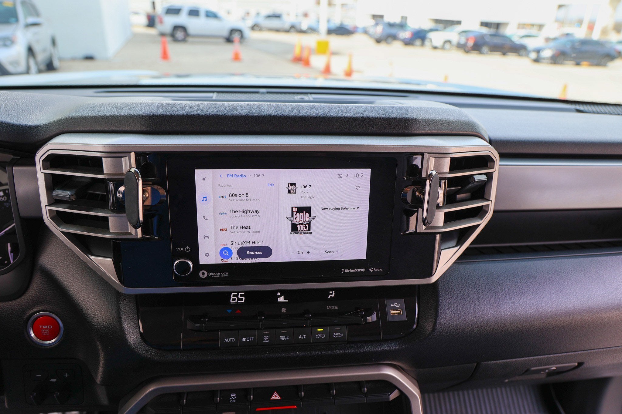 2022 Toyota TUNDRA 4X2 SR5