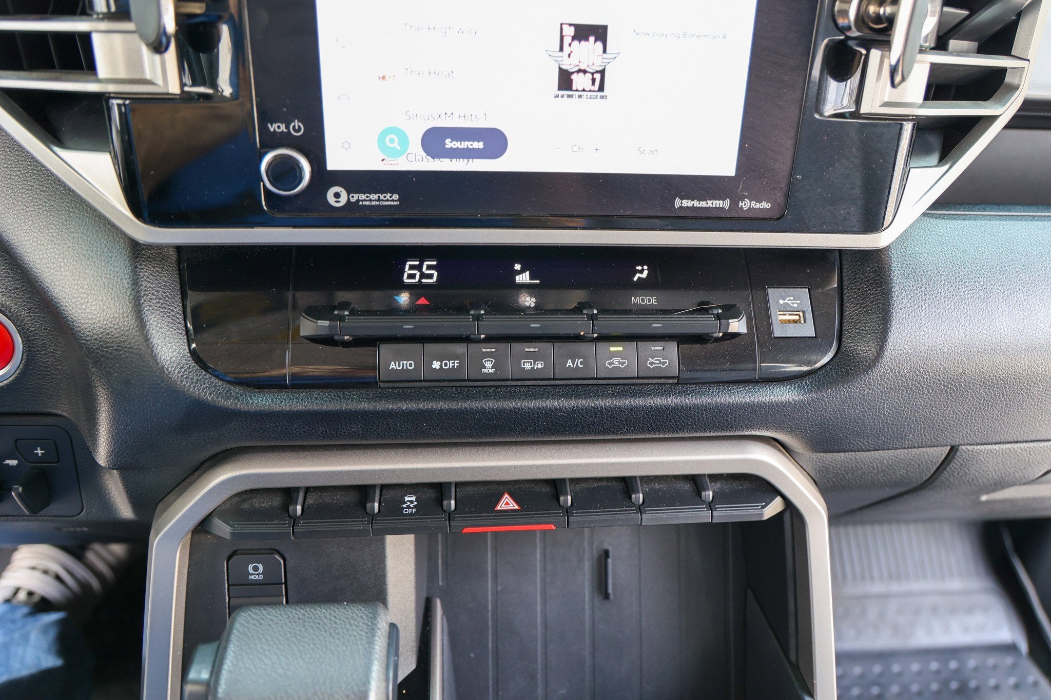 2022 Toyota TUNDRA 4X2 SR5