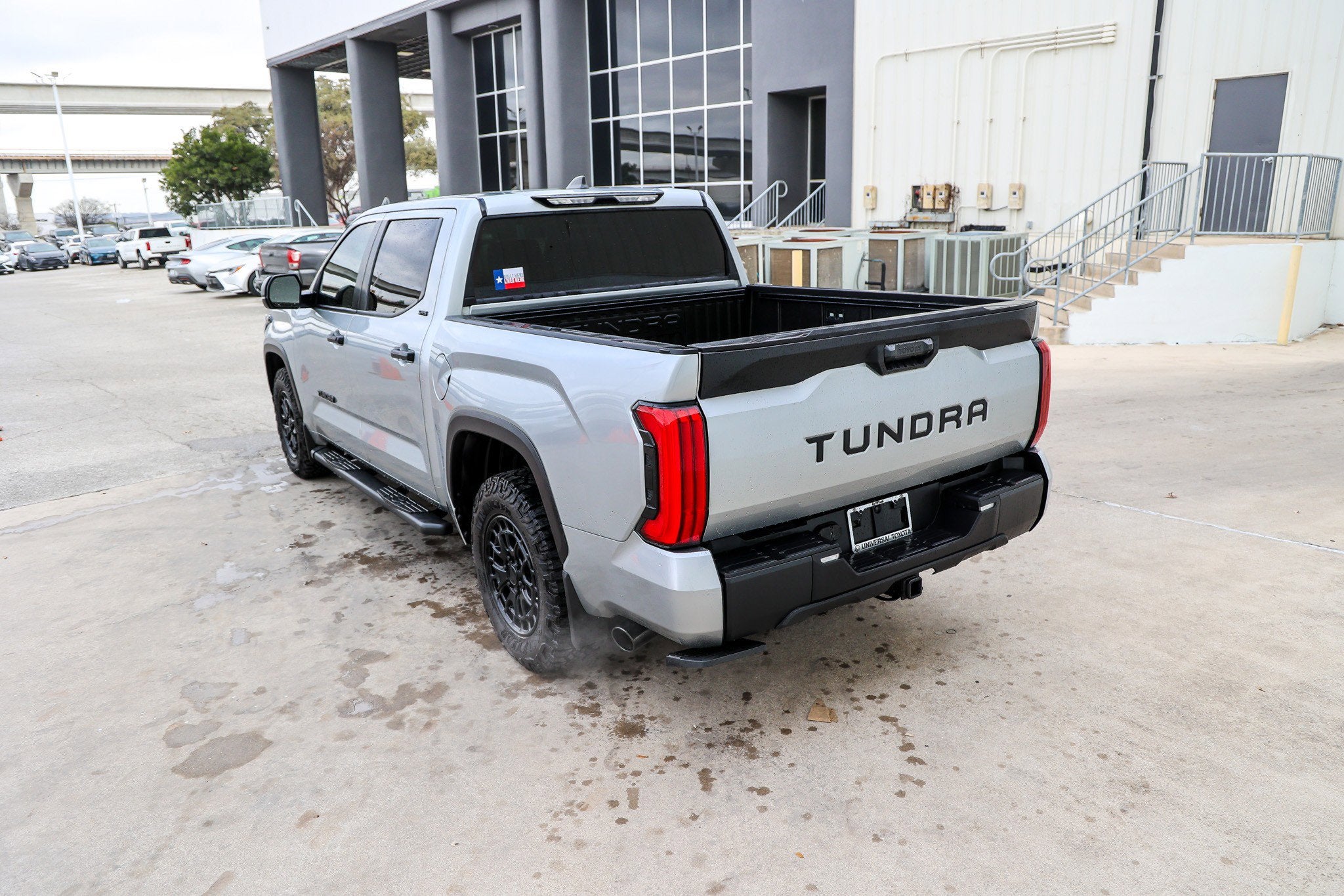 2026 Toyota TUNDRA 4X2 SR5