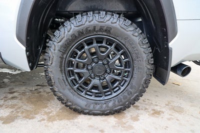 2026 Toyota TUNDRA 4X2 SR5