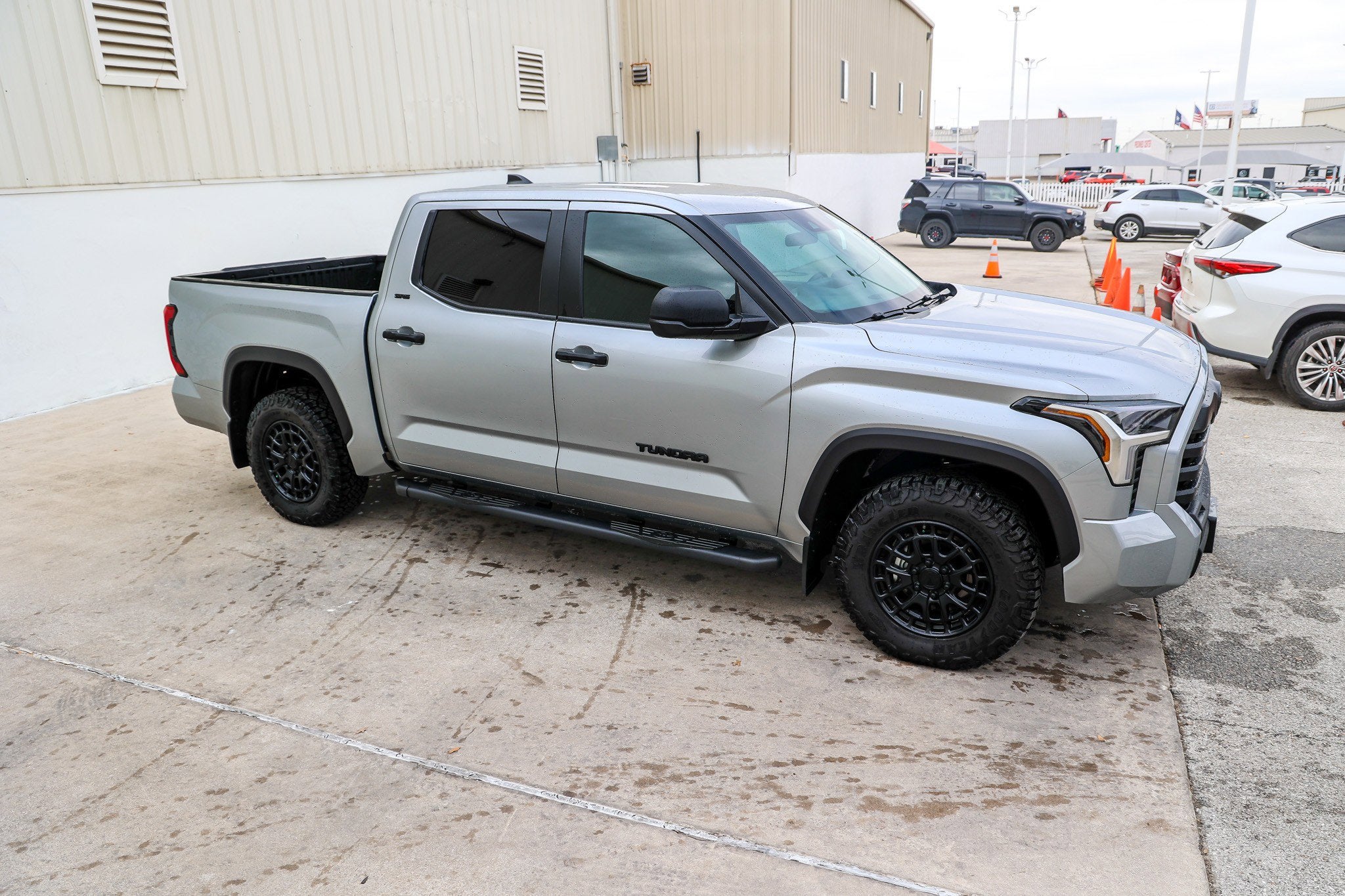 2026 Toyota TUNDRA 4X2 SR5