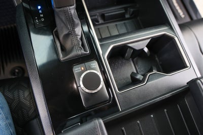 2024 Toyota TUNDRA 4X2 SR5