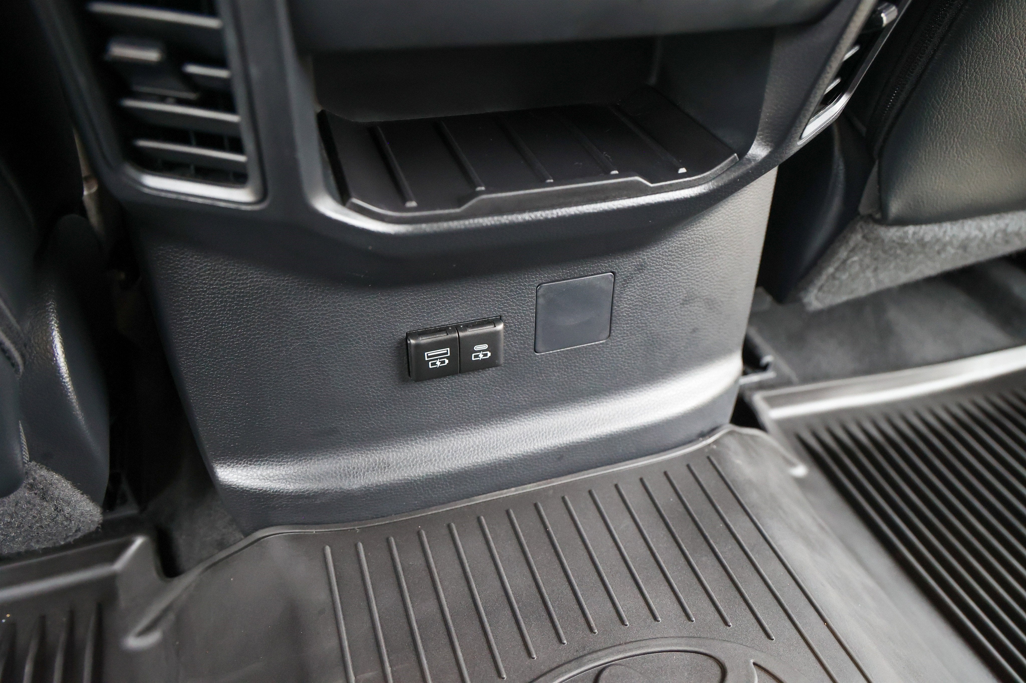 2024 Toyota TUNDRA 4X2 SR5
