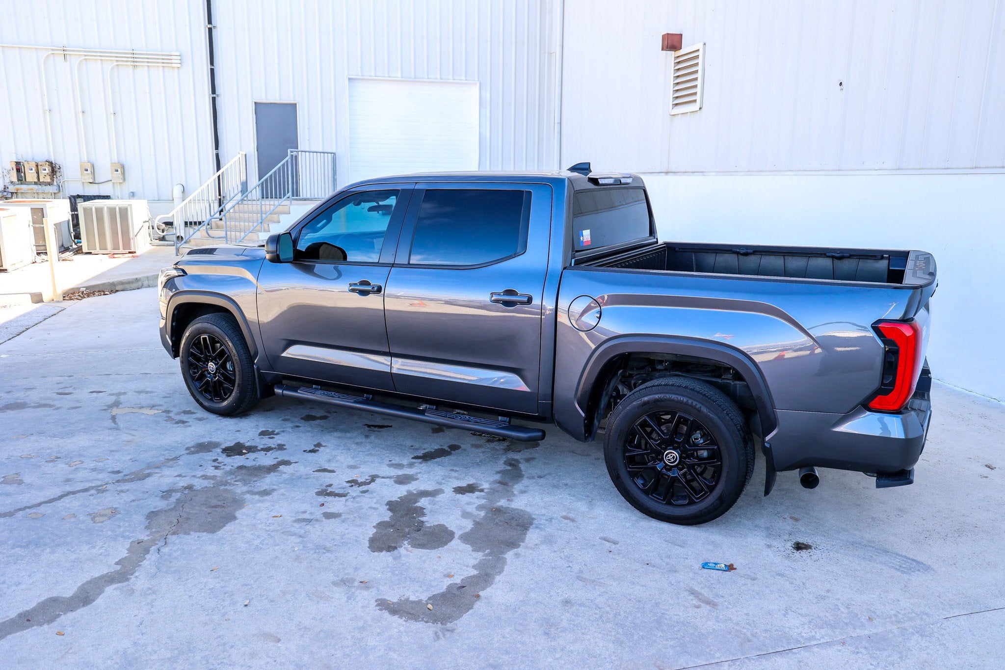 2024 Toyota TUNDRA 4X2 SR5