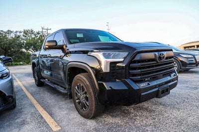 2025 Toyota Tundra SR5