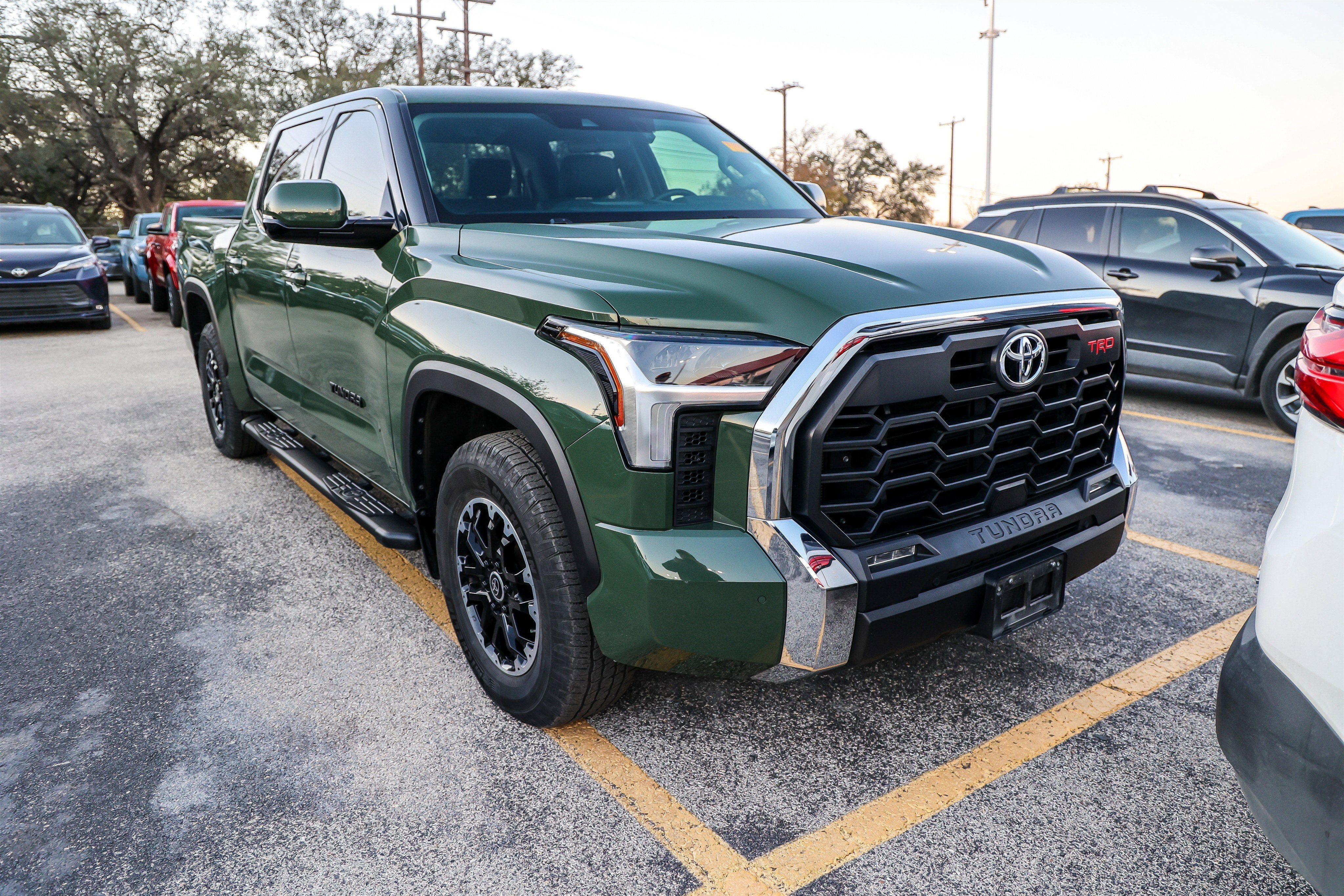 2023 Toyota TUNDRA 4X2 SR5