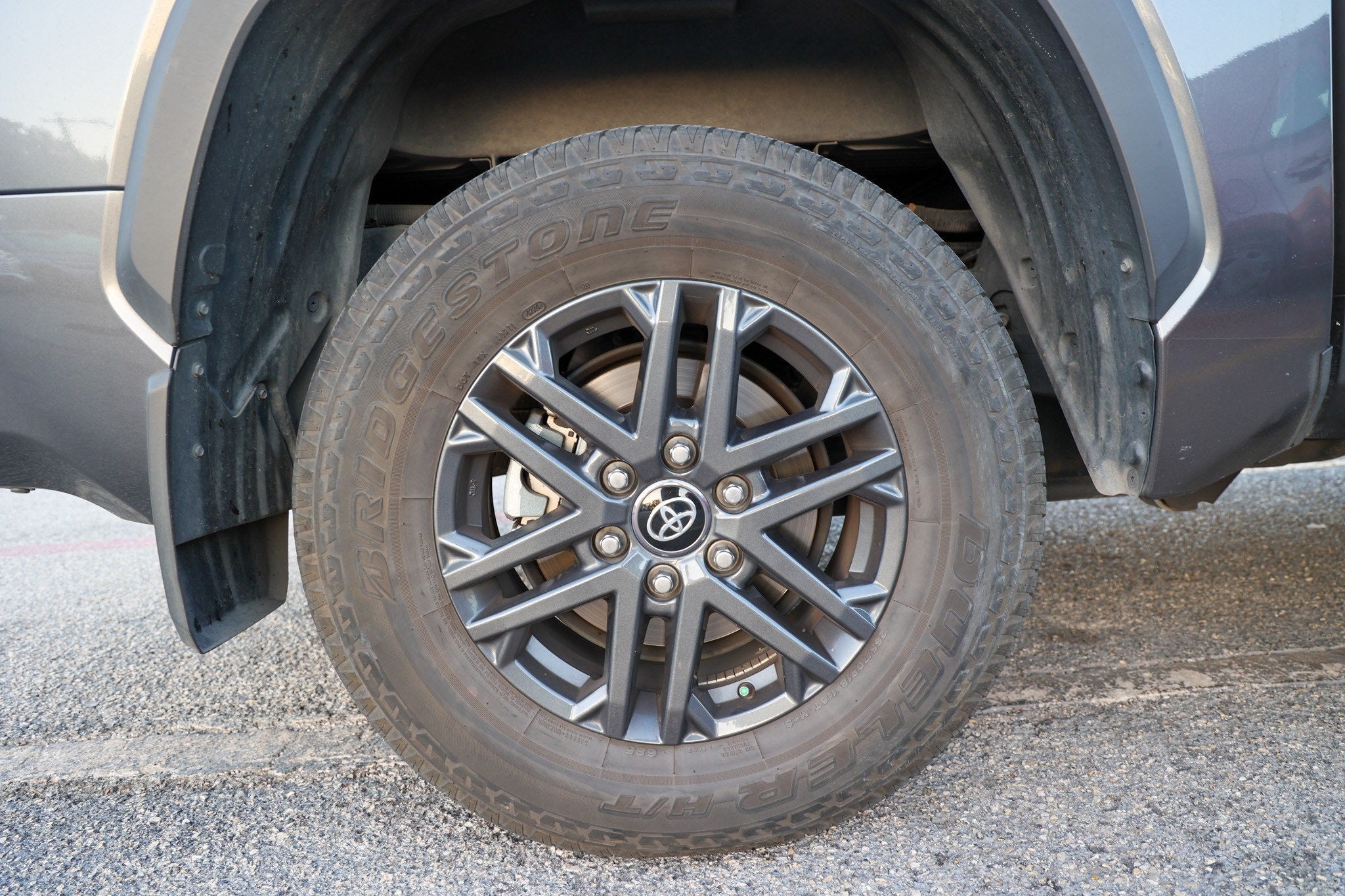 2025 Toyota Tundra 2WD SR5