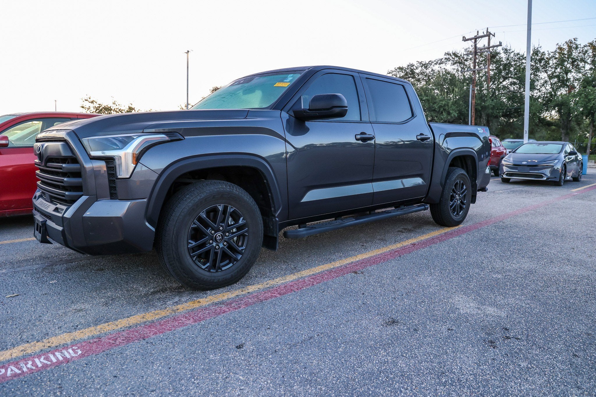 2025 Toyota Tundra 2WD SR5