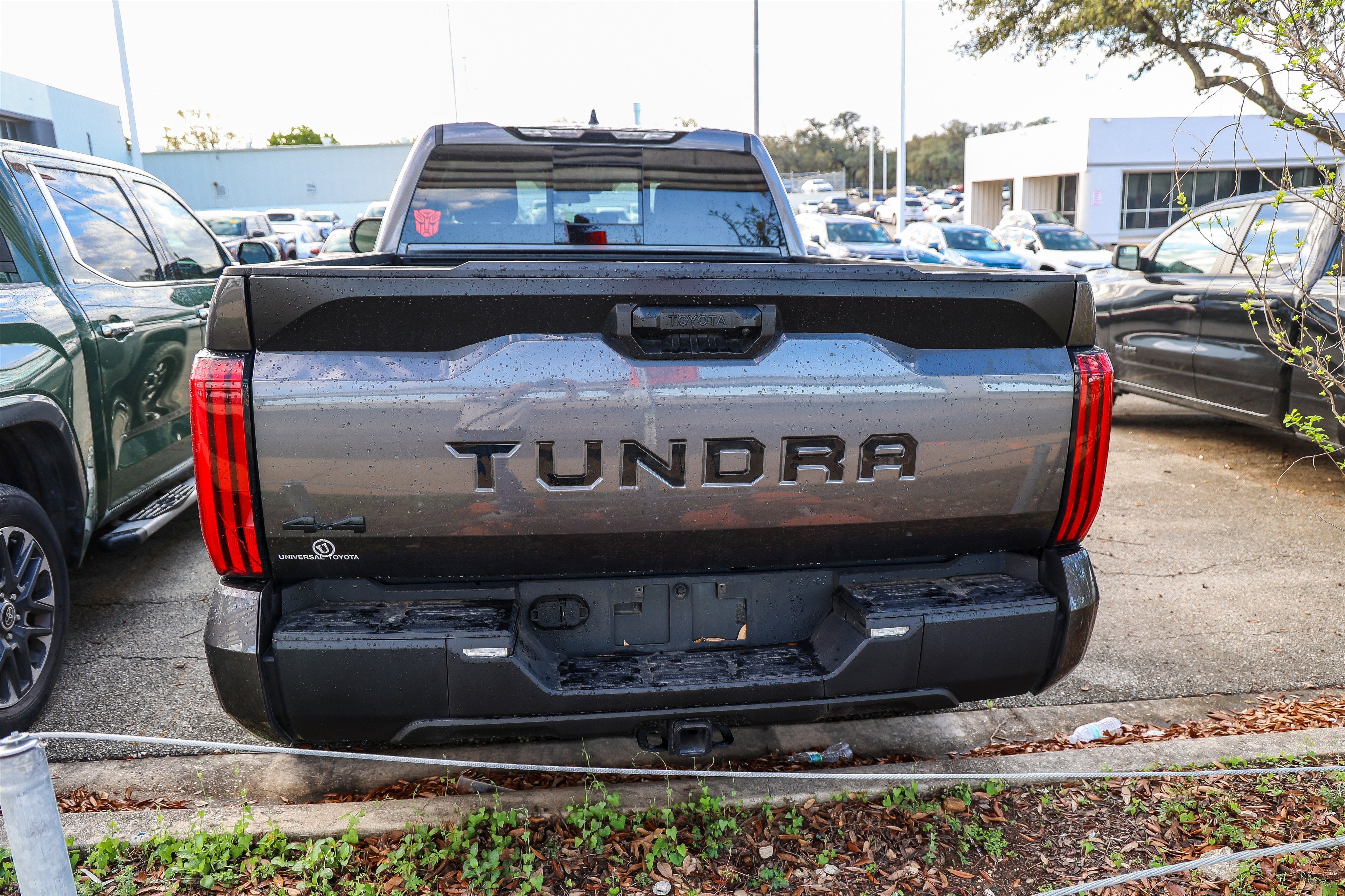 2022 Toyota TUNDRA 4X4 SR5