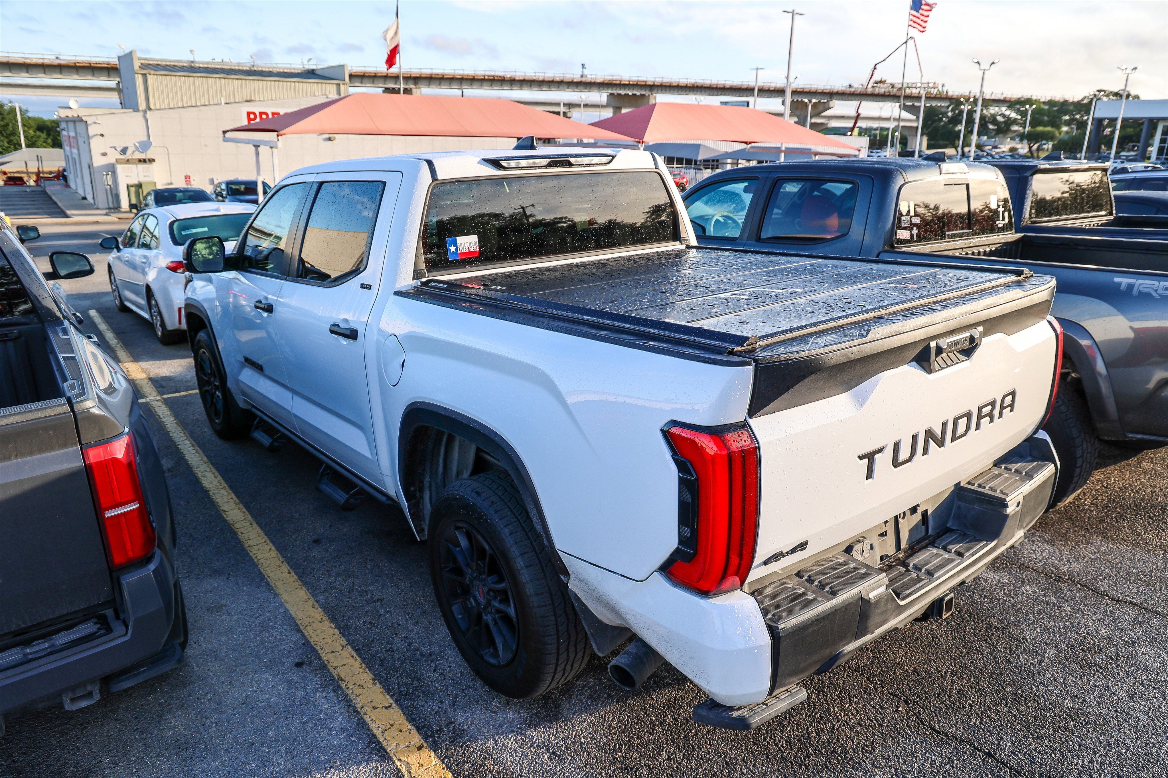 2025 Toyota Tundra 4WD SR5