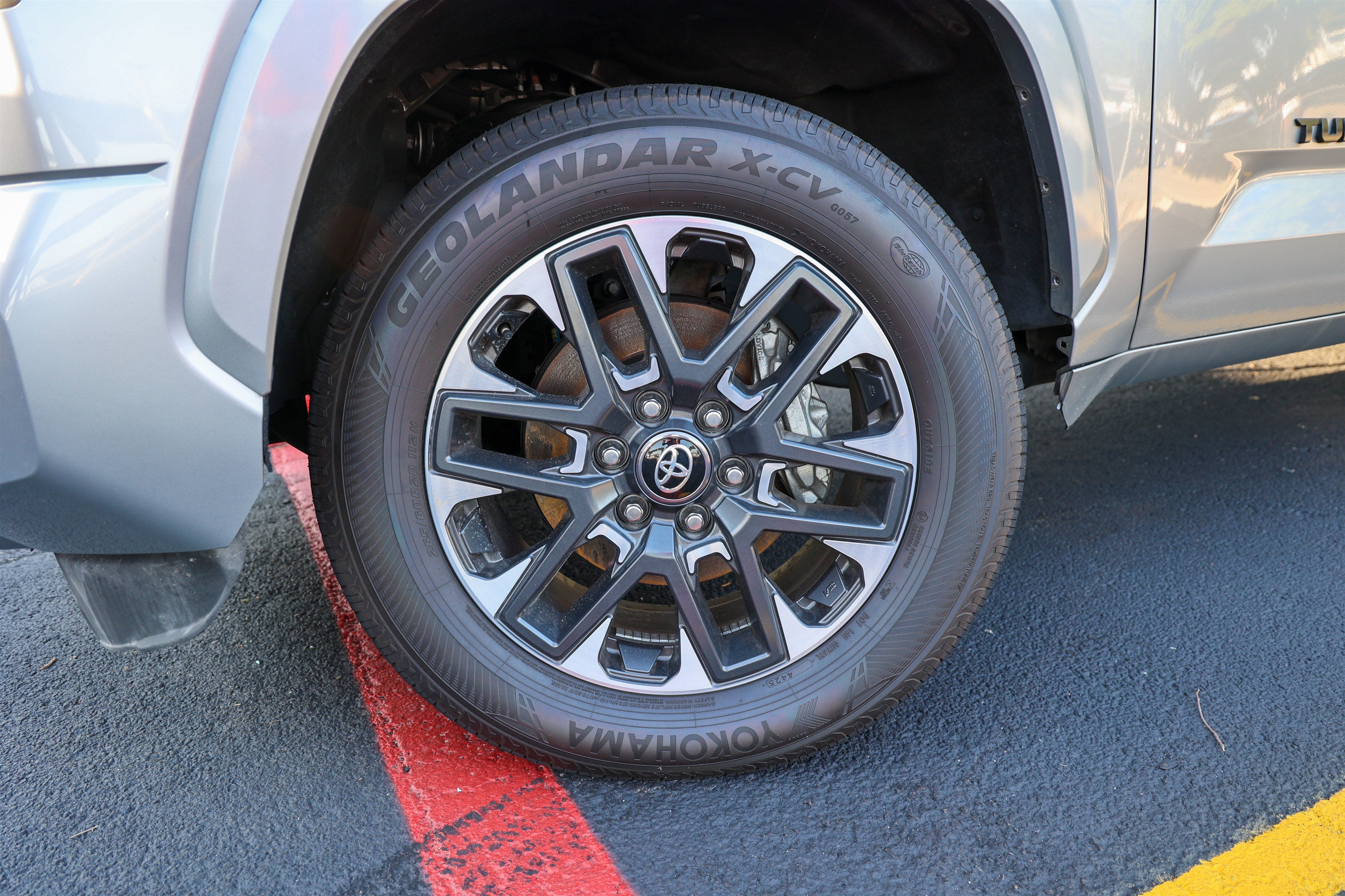 2023 Toyota TUNDRA 4X4 SR5
