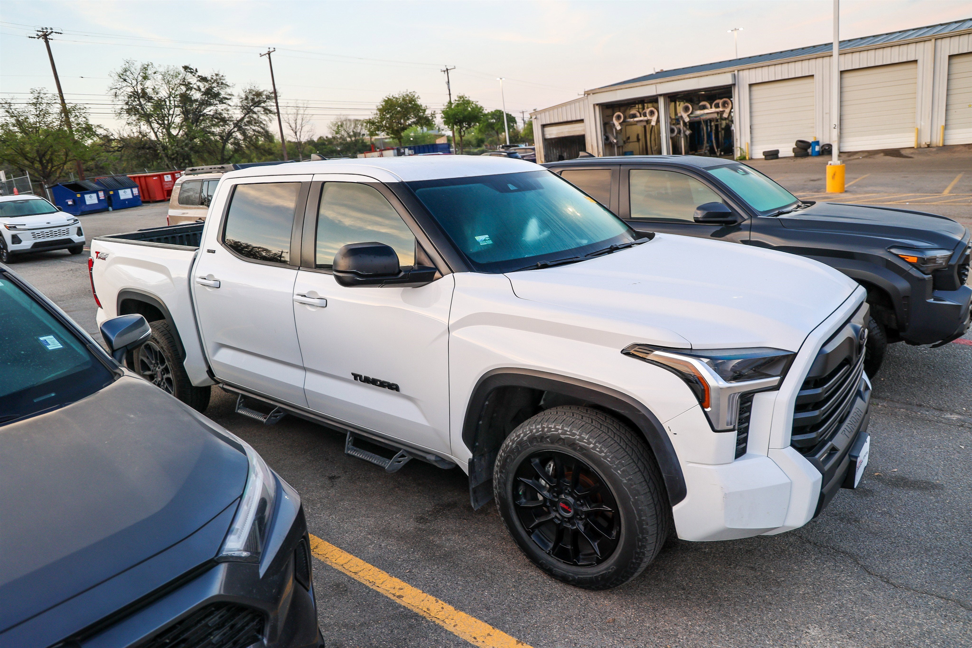 2024 Toyota TUNDRA 4X4 SR5