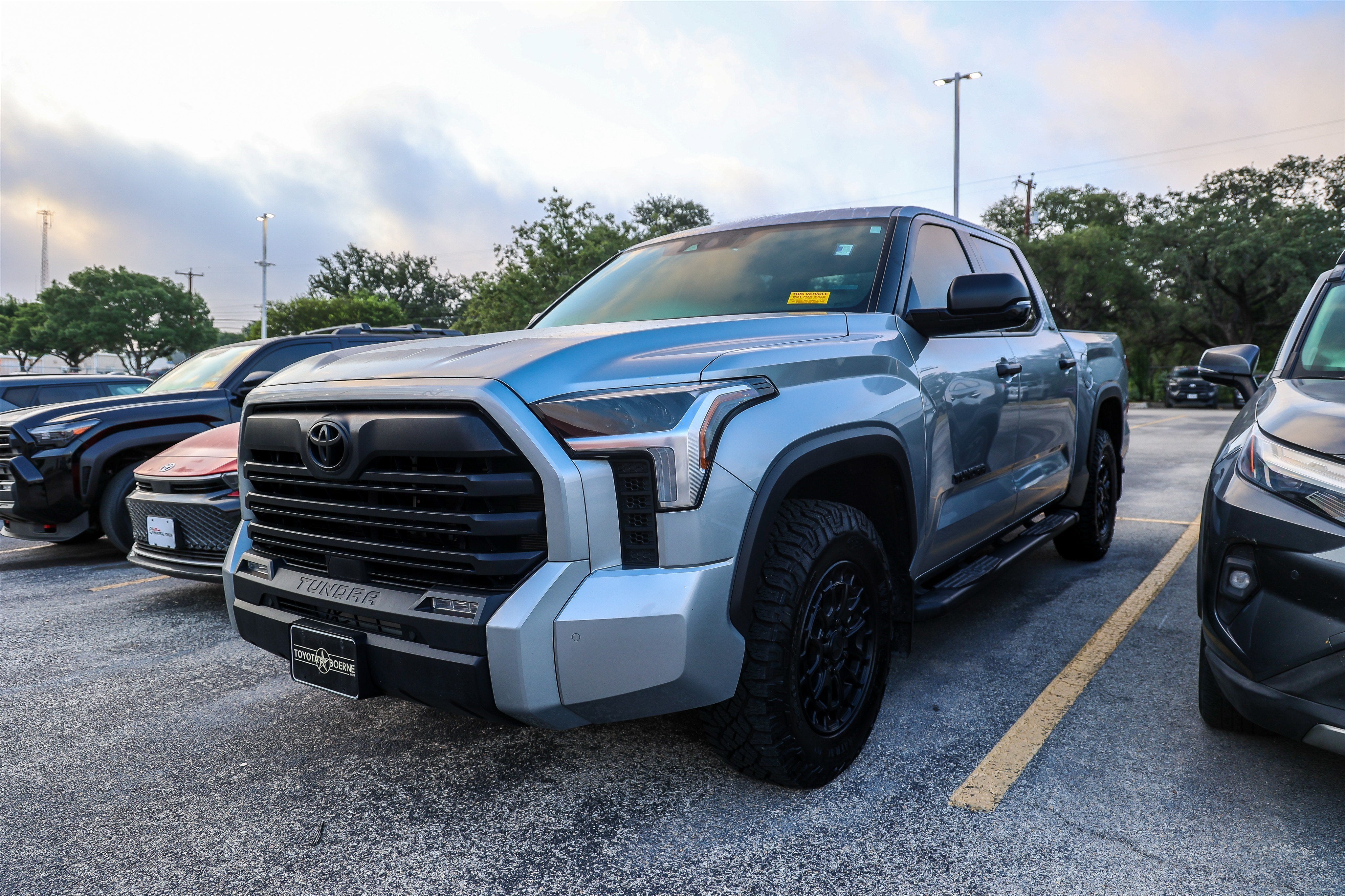 2025 Toyota Tundra 4WD SR5