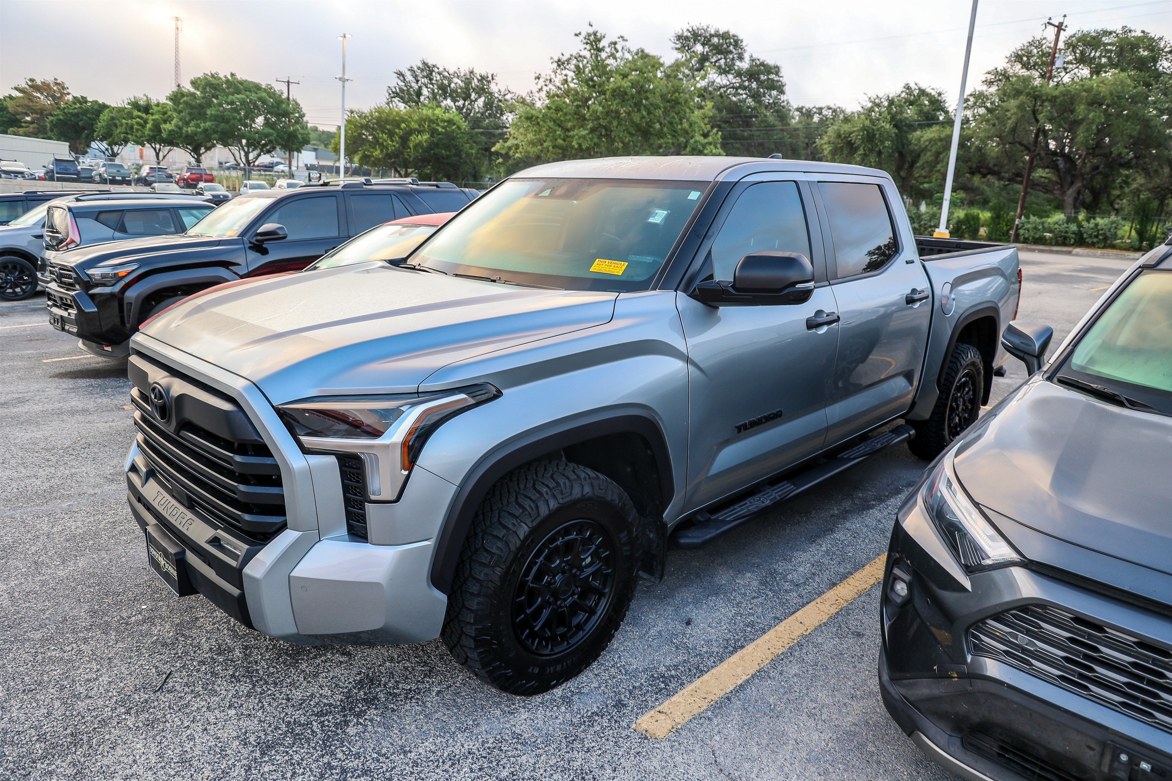 2025 Toyota Tundra 4WD SR5