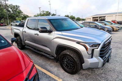 2025 Toyota Tundra 4WD SR5