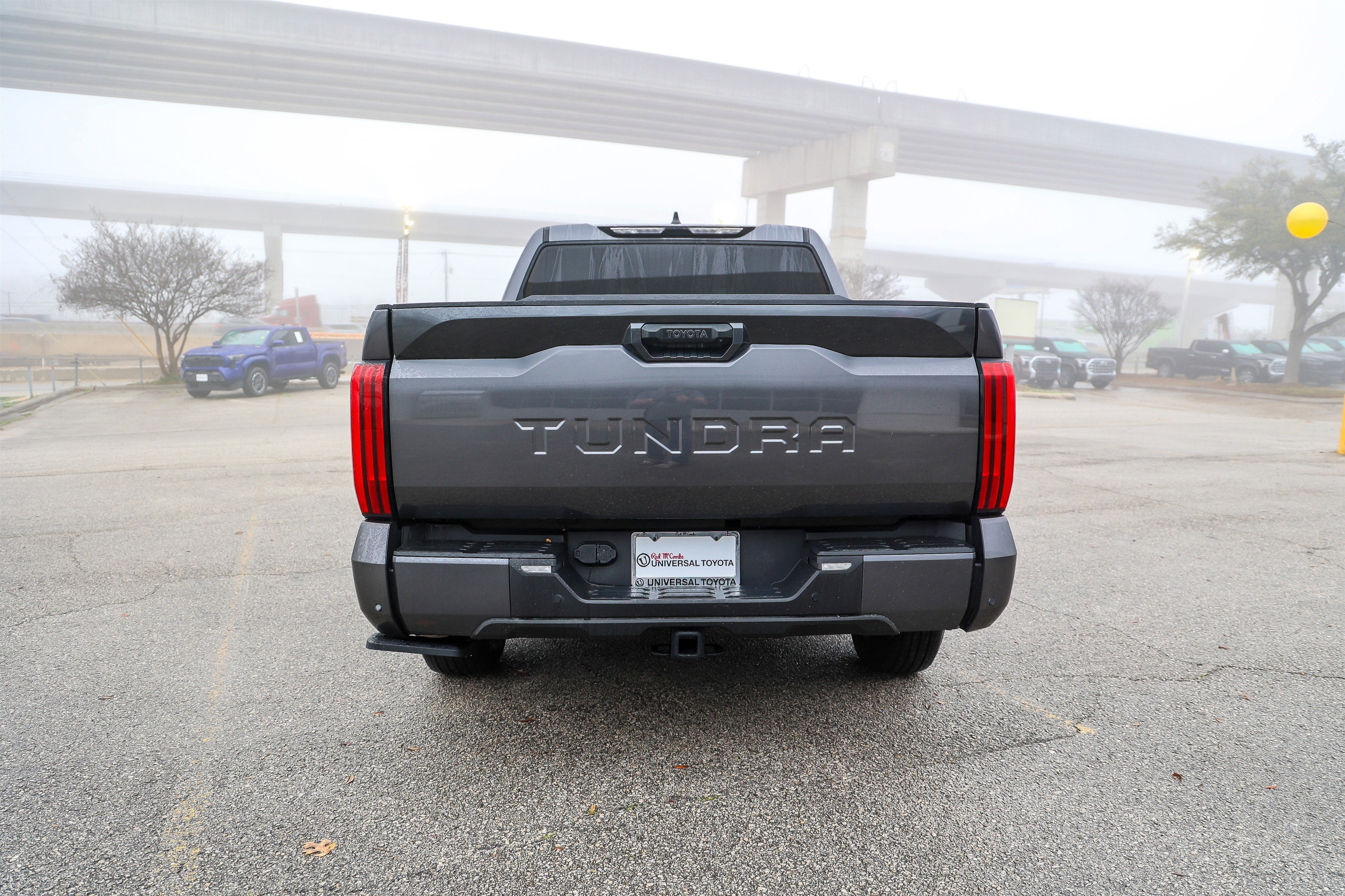 2024 Toyota TUNDRA 4X4 SR5