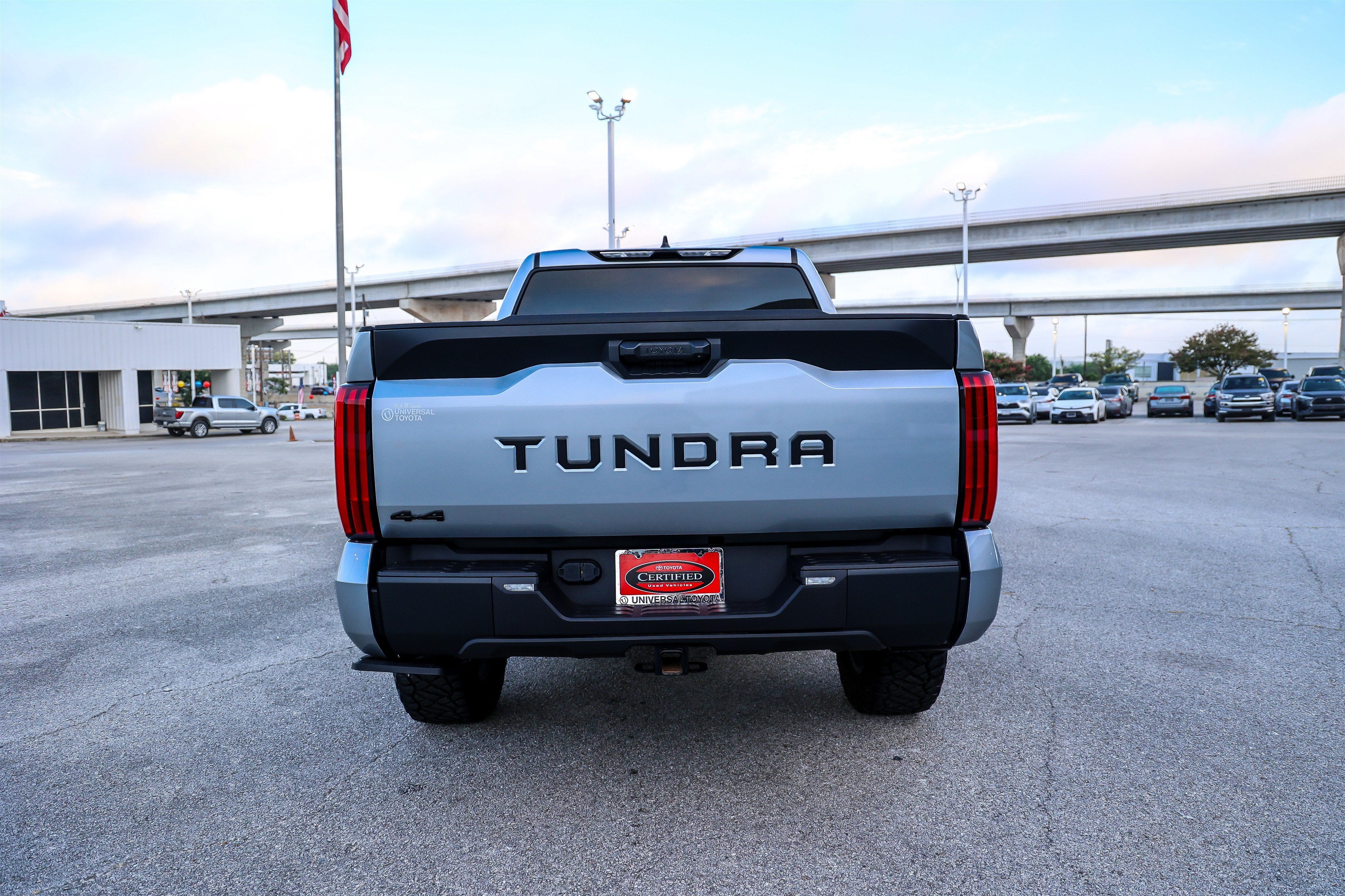 2025 Toyota Tundra SR5