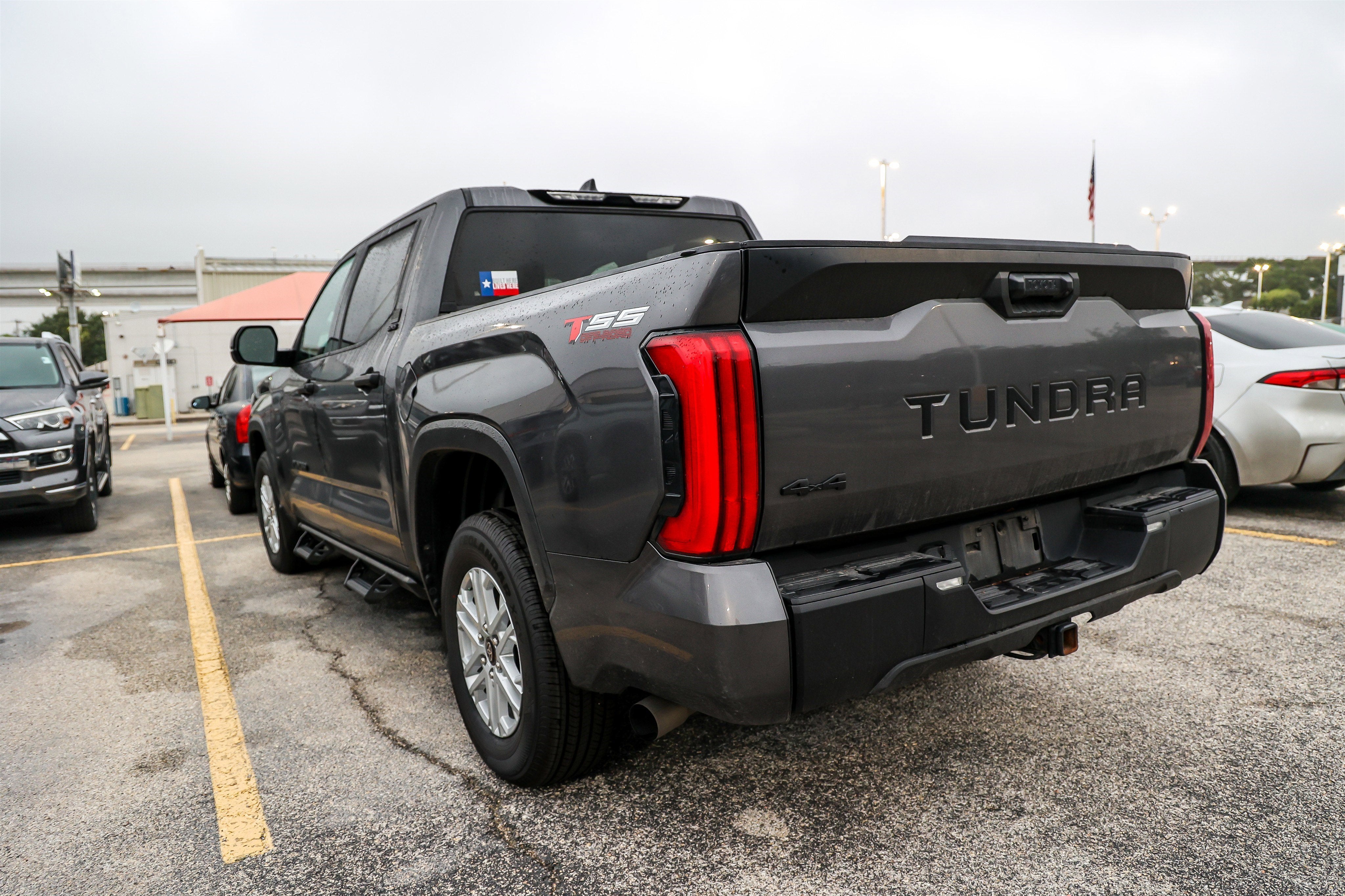 2022 Toyota Tundra SR5