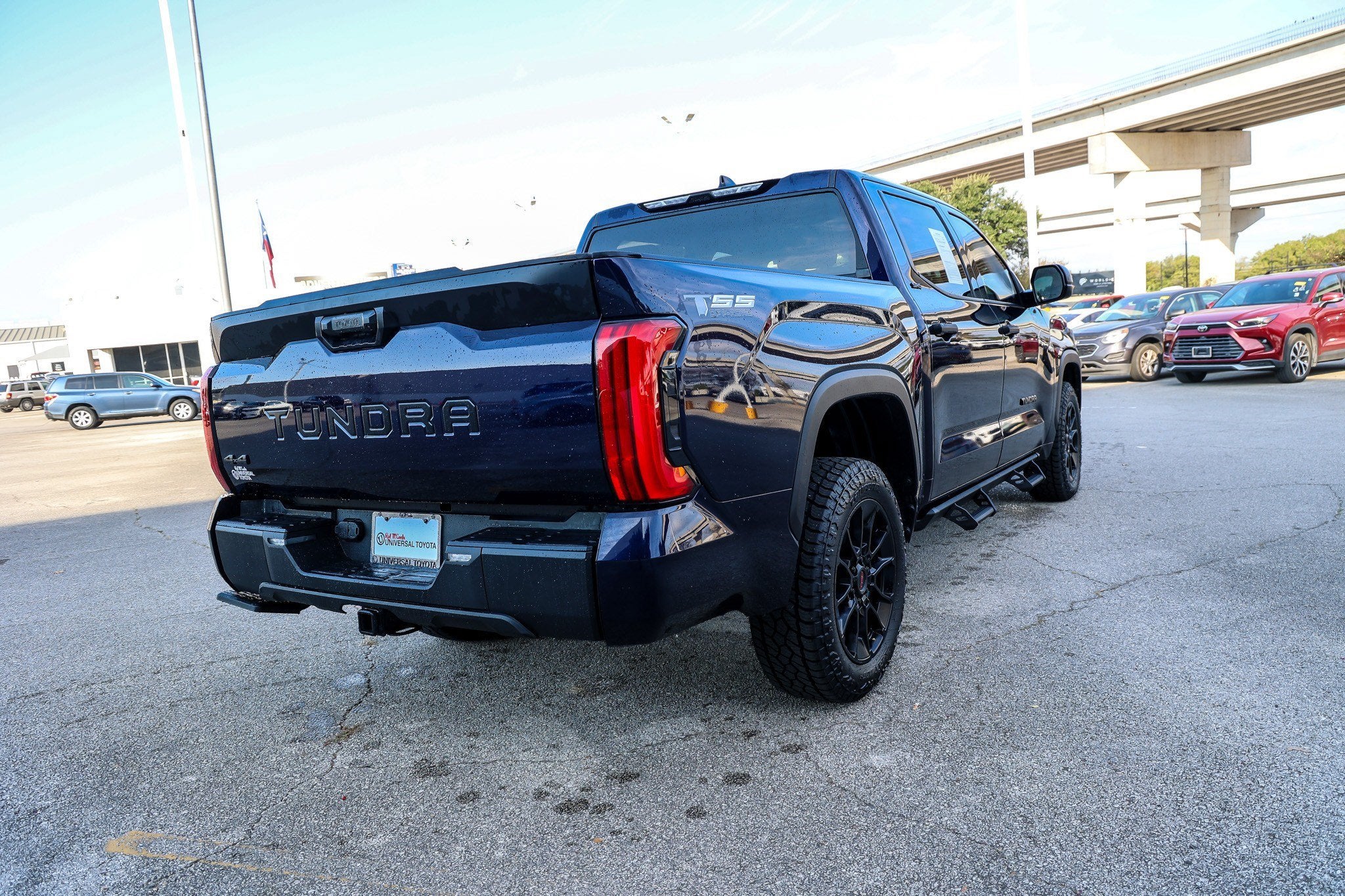 2023 Toyota Tundra 4WD SR5