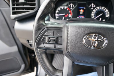 2026 Toyota TUNDRA 4X4 SR5