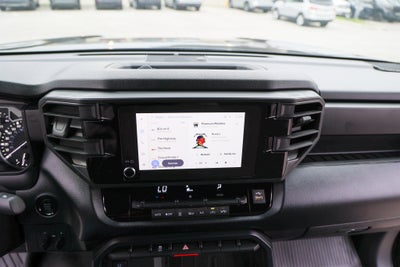 2026 Toyota TUNDRA 4X4 SR5