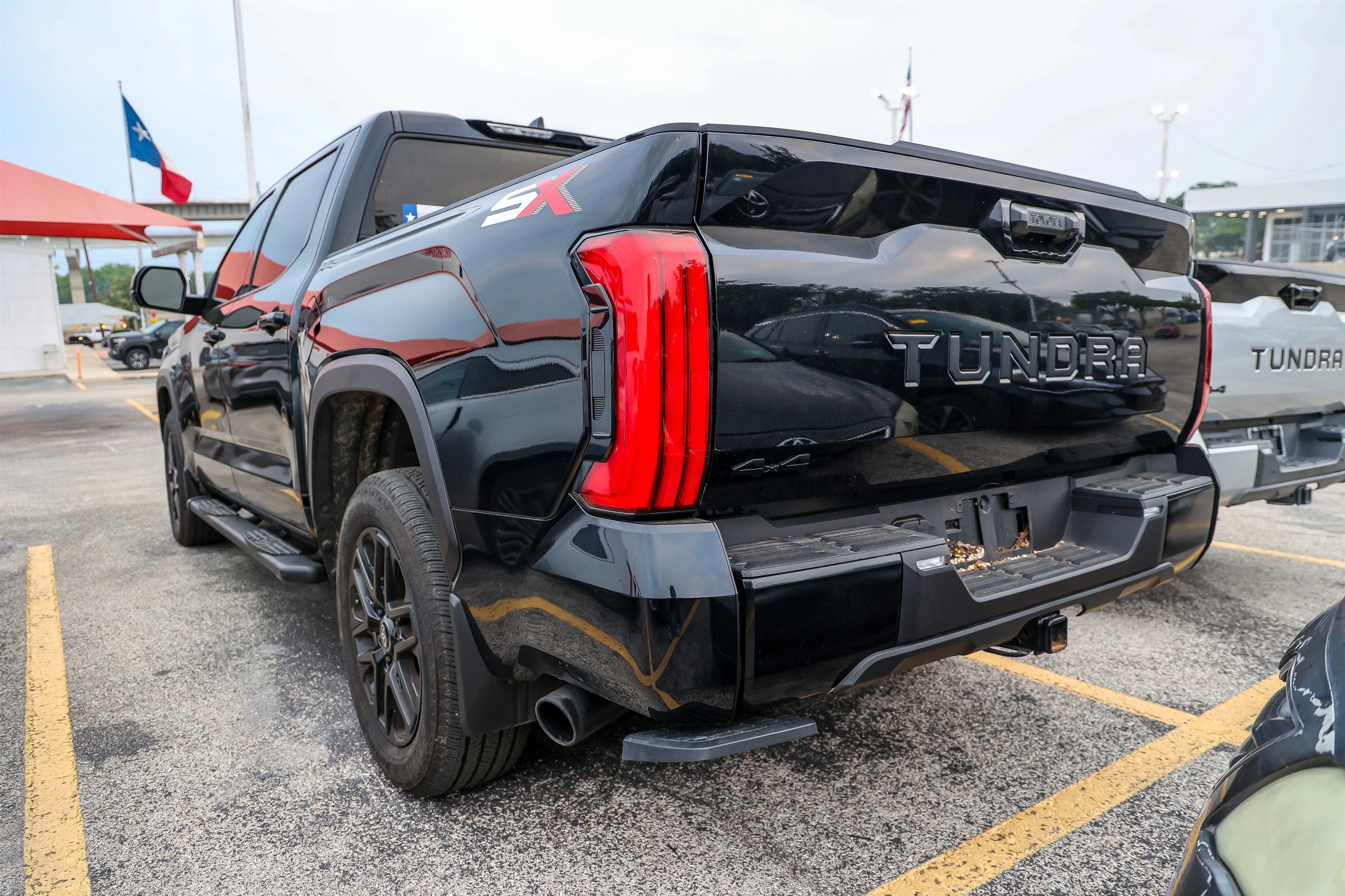 2026 Toyota Tundra 4WD SR5