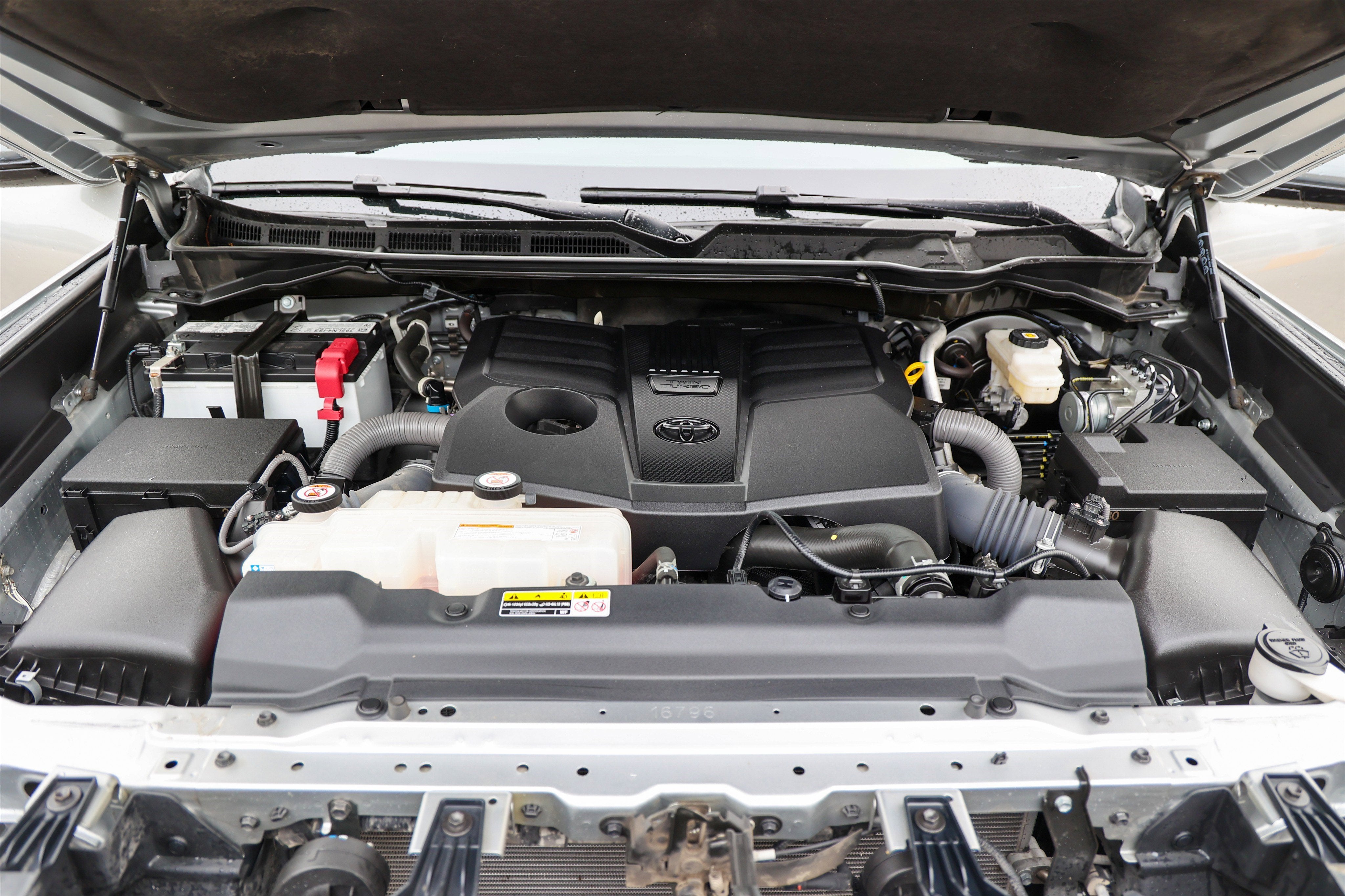 2023 Toyota TUNDRA 4X4 SR5