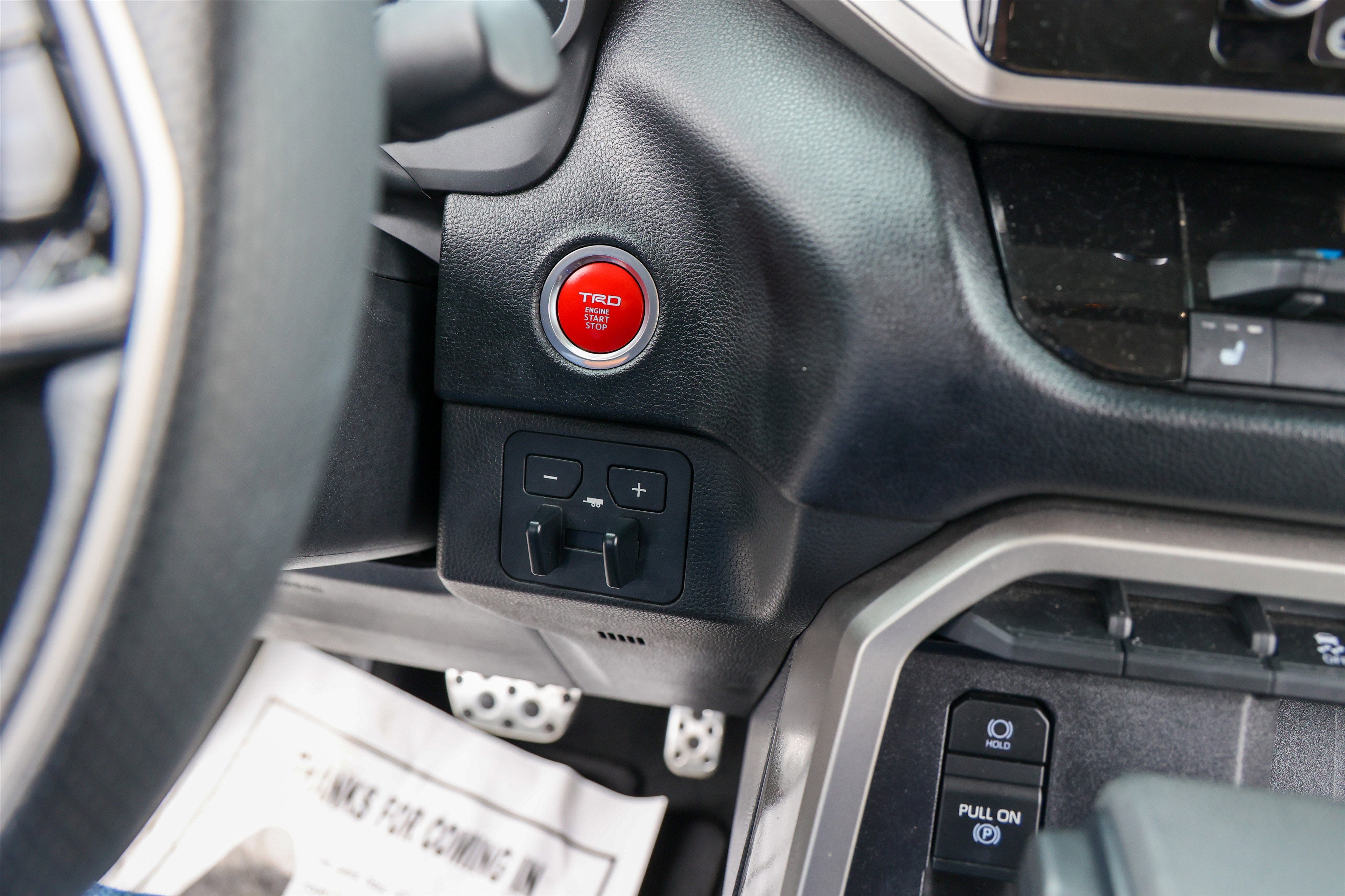 2023 Toyota TUNDRA 4X4 SR5