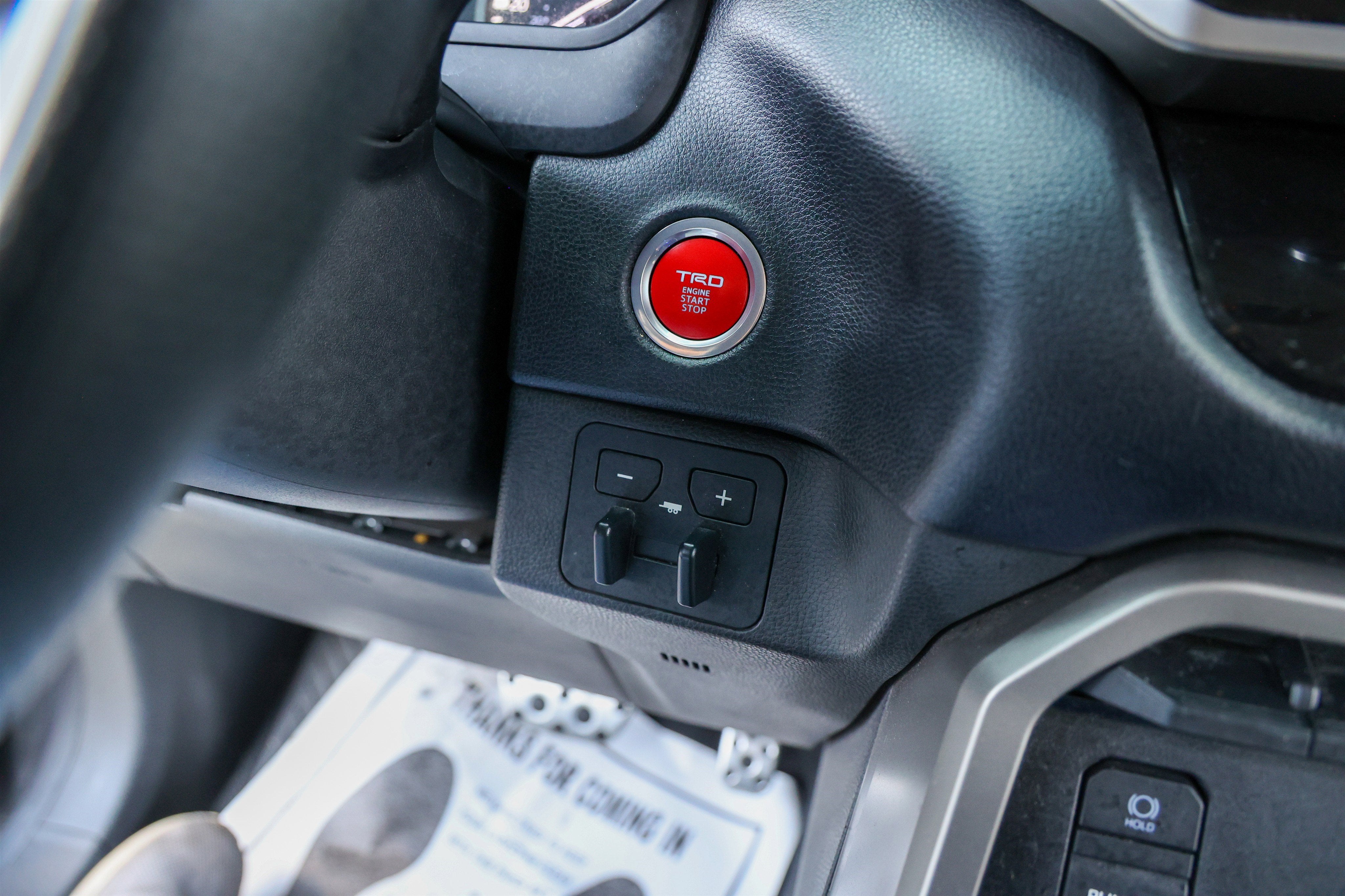 2023 Toyota TUNDRA 4X4 SR5