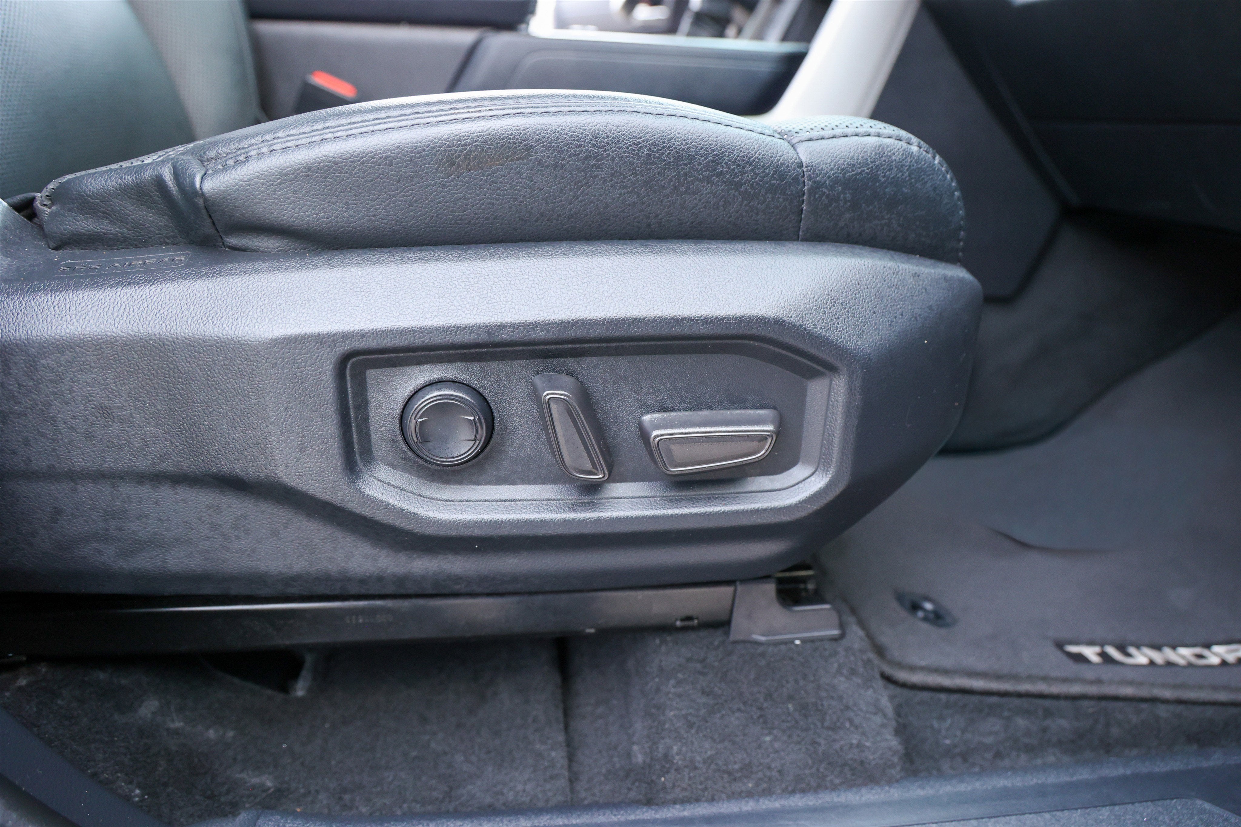 2023 Toyota TUNDRA 4X4 SR5