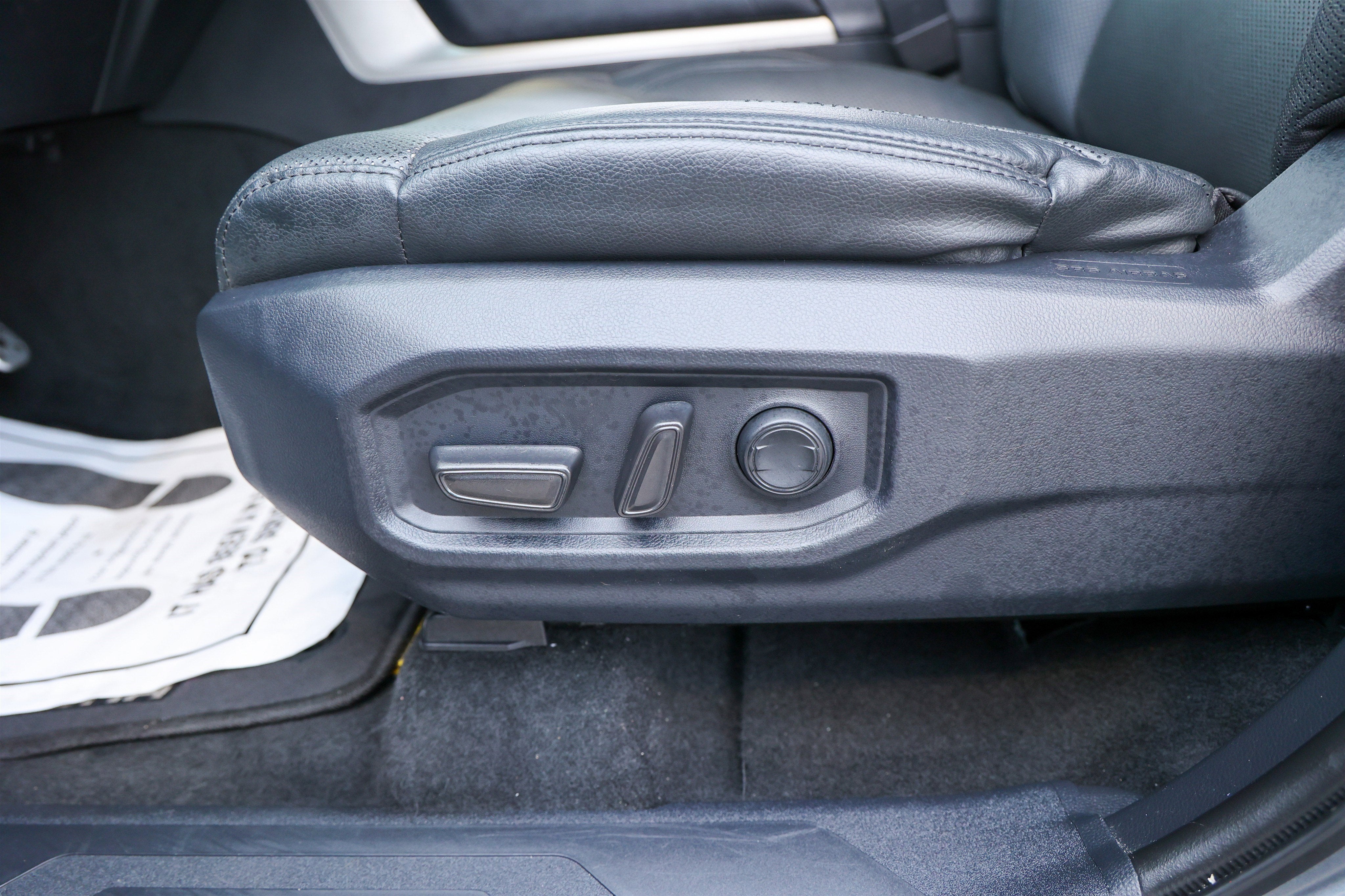 2023 Toyota TUNDRA 4X4 SR5