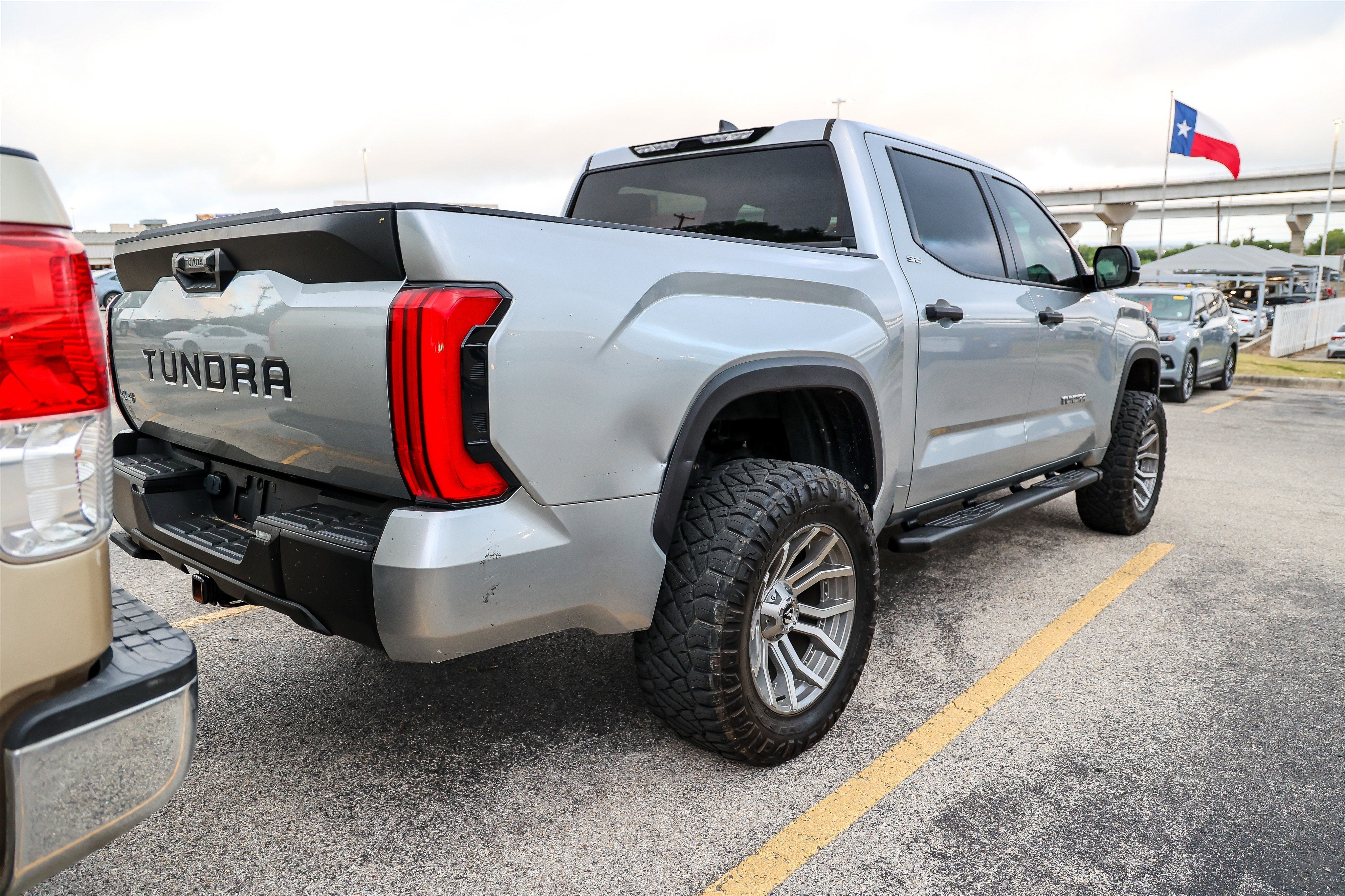 2024 Toyota Tundra SR5