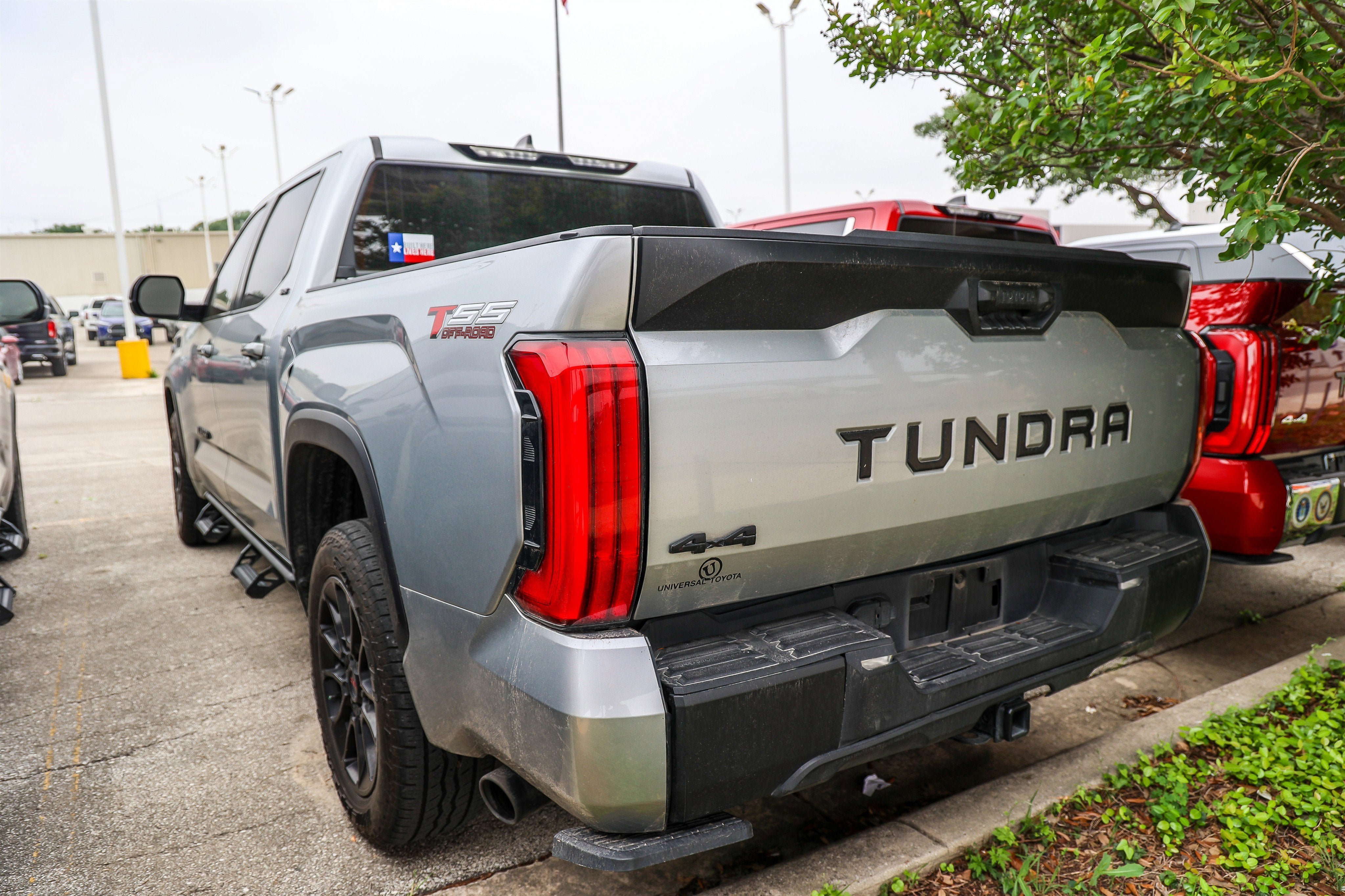 2024 Toyota Tundra 4WD SR5