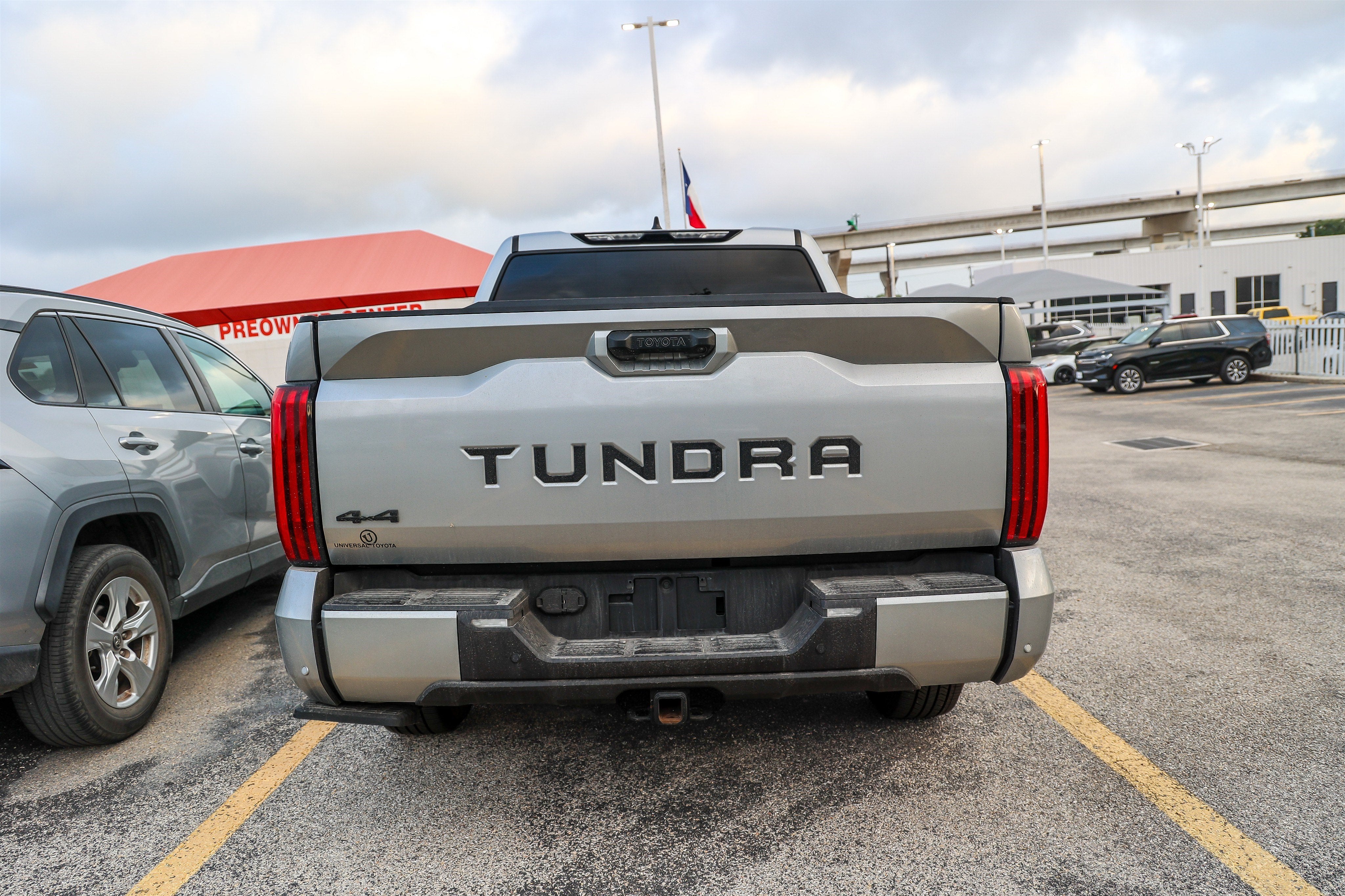 2024 Toyota Tundra SR5