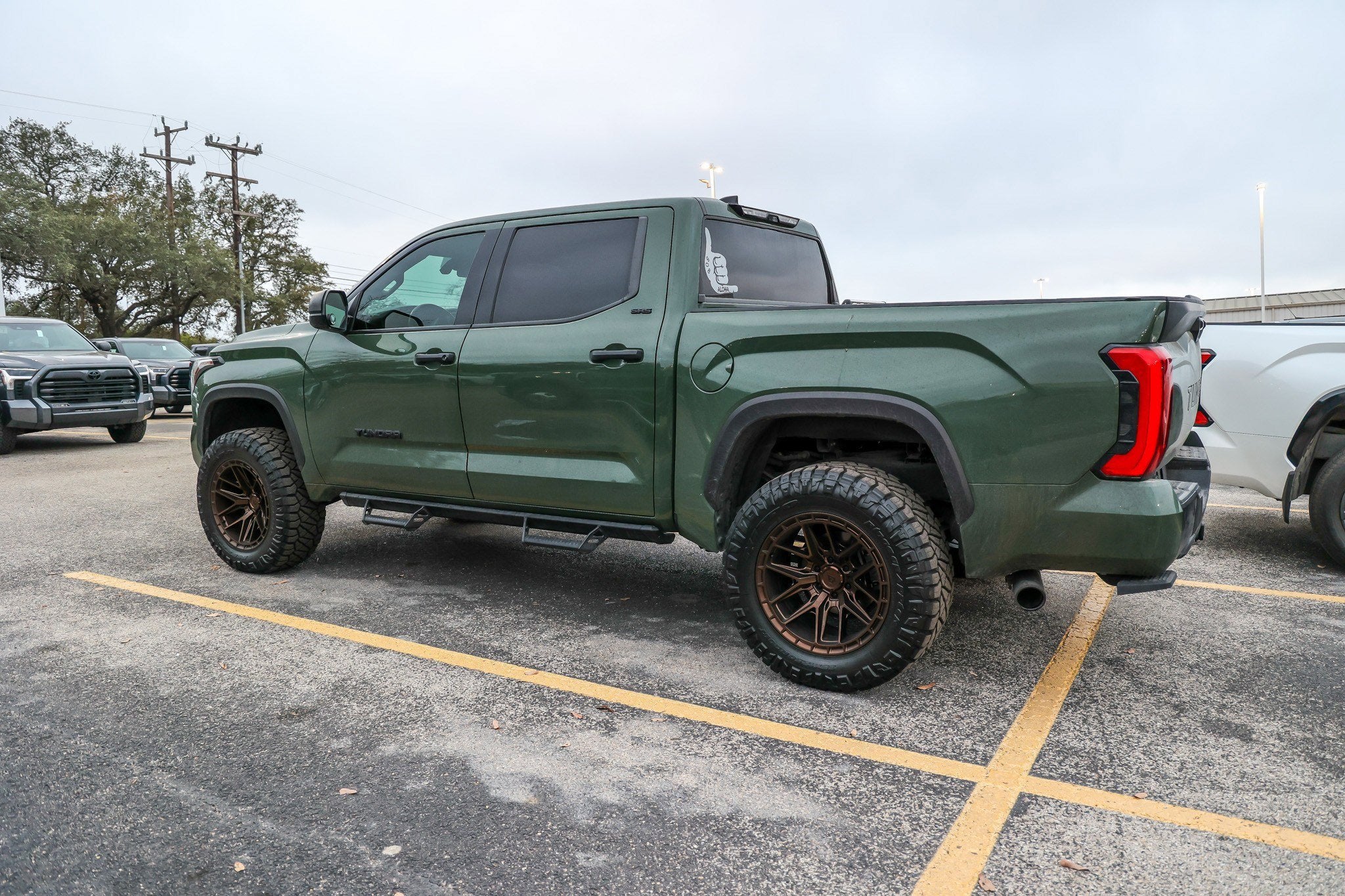 2023 Toyota TUNDRA 4X4 SR5