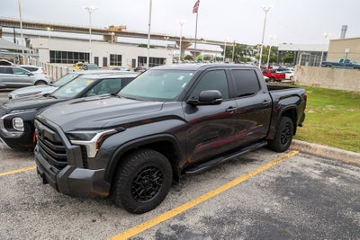 2025 Toyota TUNDRA 4X4 SR5