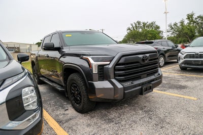 2025 Toyota TUNDRA 4X4 SR5