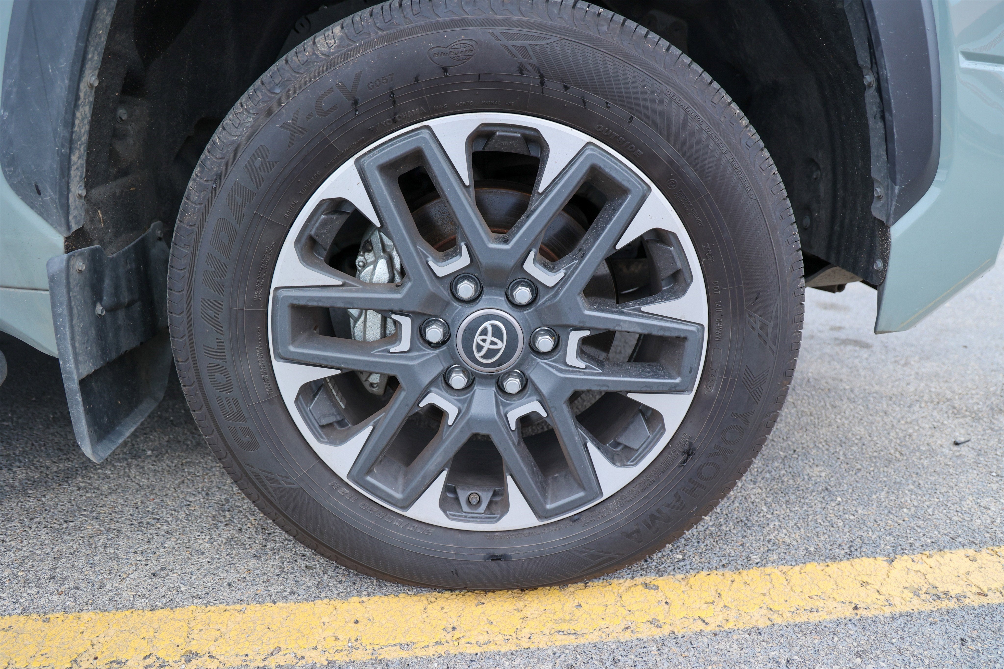 2025 Toyota Tundra 4WD SR5