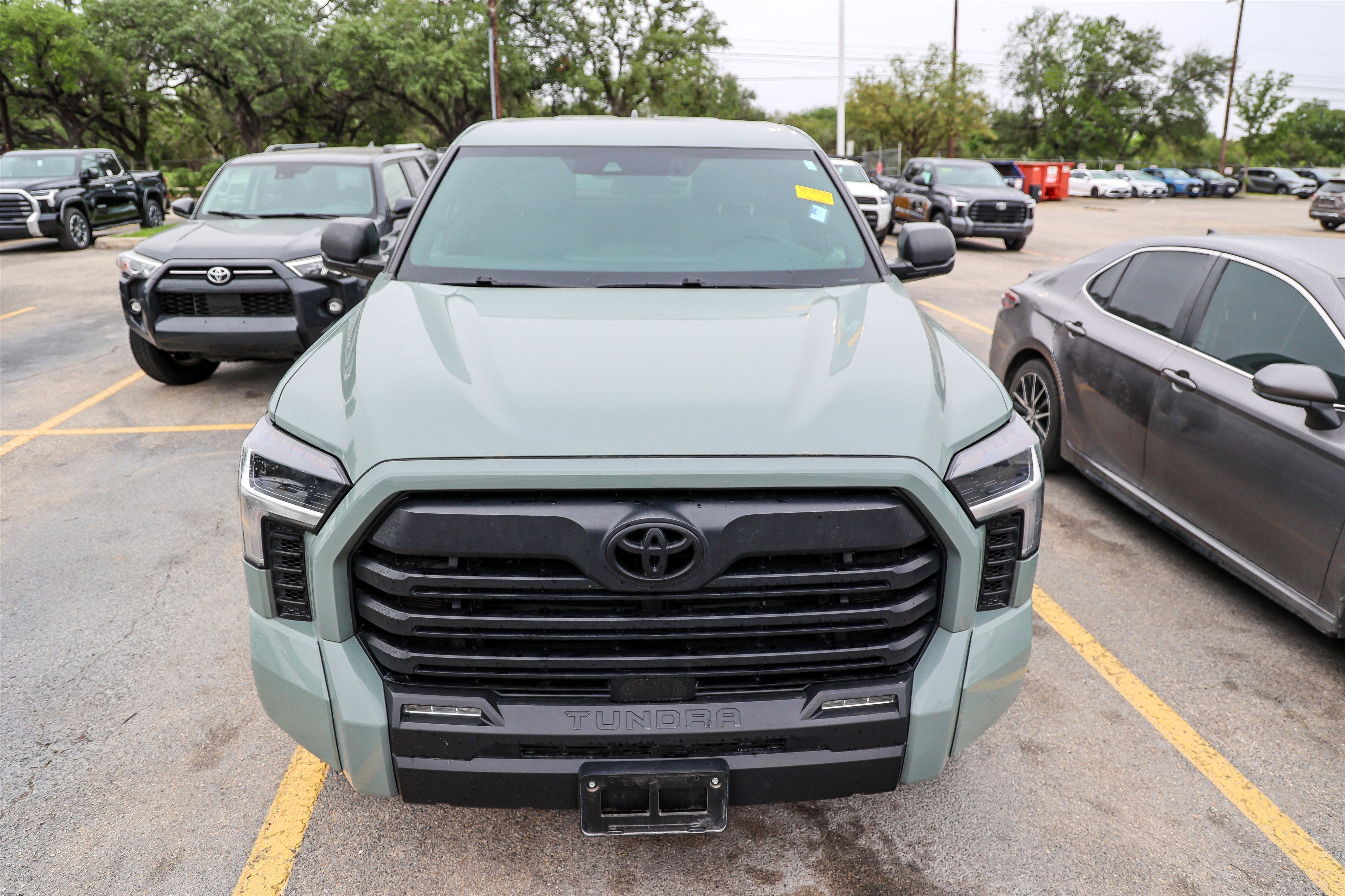 2025 Toyota Tundra 4WD SR5