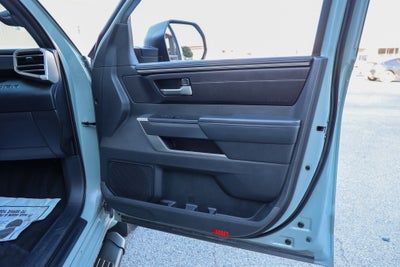 2025 Toyota TUNDRA 4X4 SR5