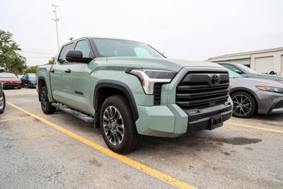 2025 Toyota Tundra 4WD SR5