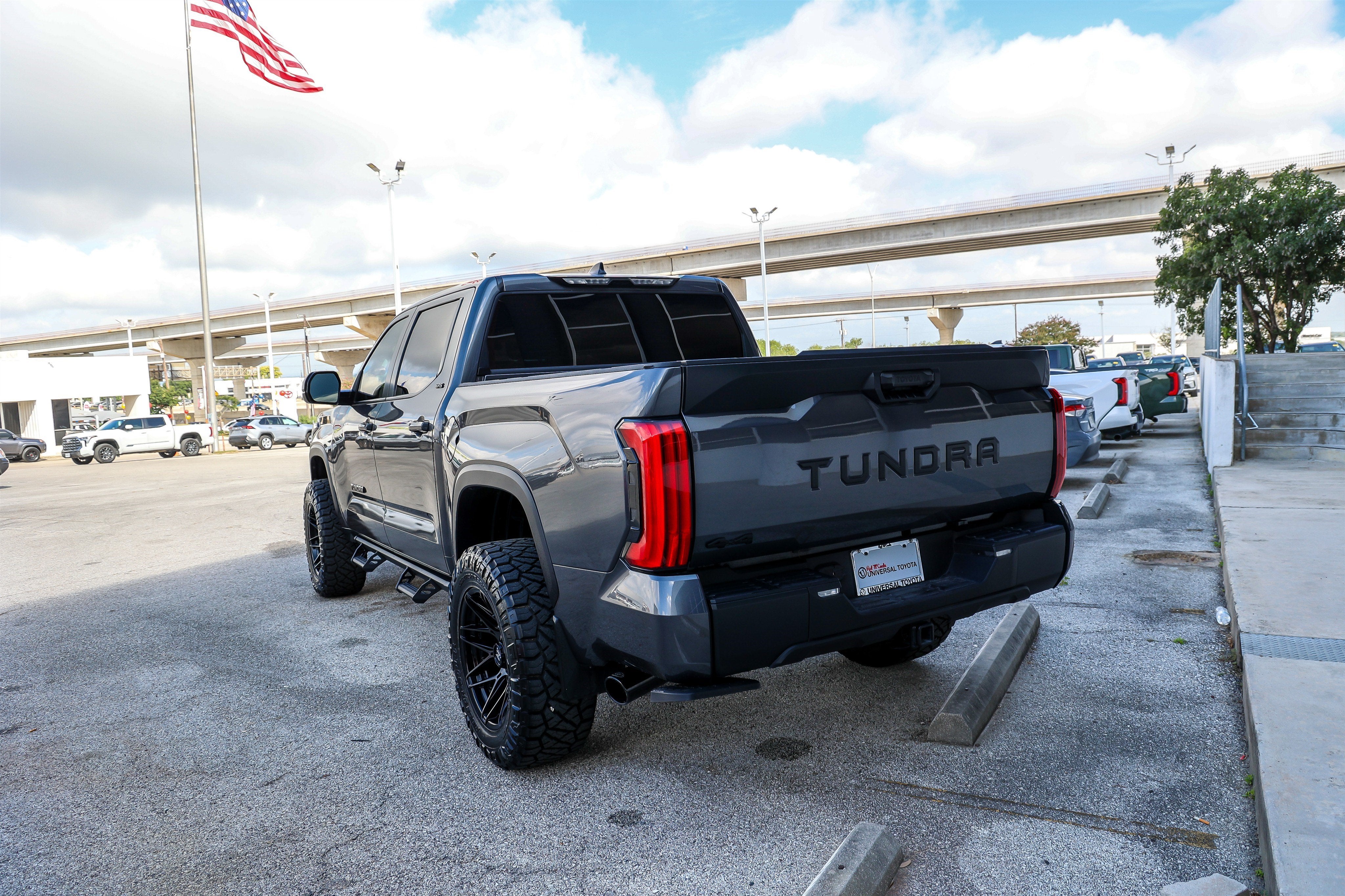 2025 Toyota Tundra SR5