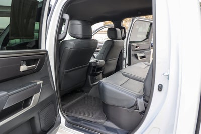 2025 Toyota TUNDRA 4X4 SR5