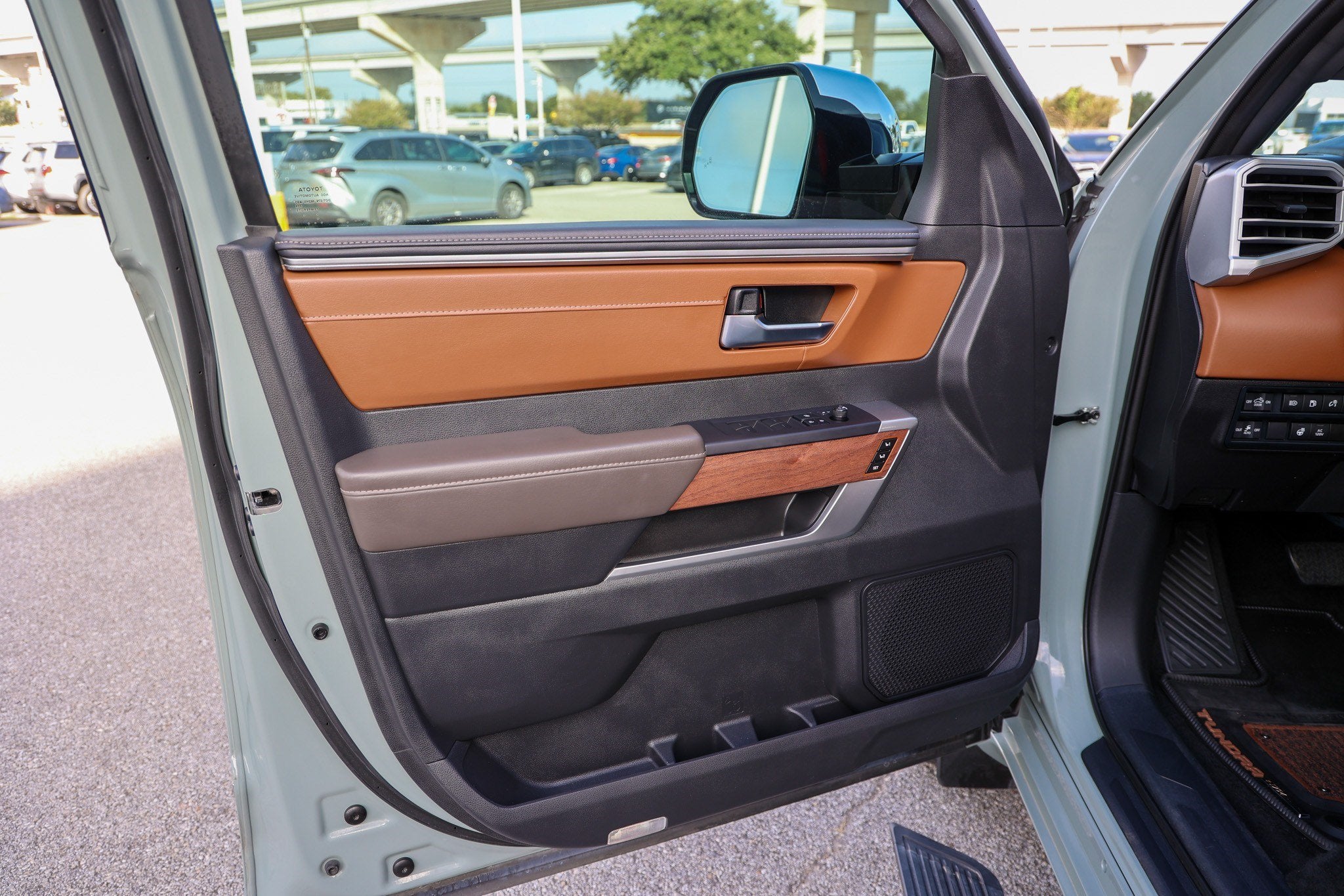 2025 Toyota Tundra i-FORCE MAX 1794 Edition Hybrid
