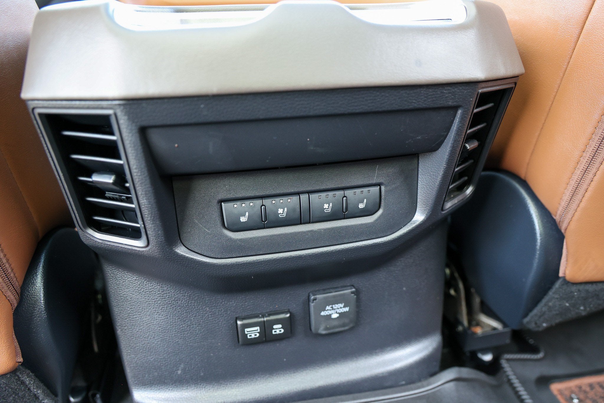 2025 Toyota Tundra i-FORCE MAX 1794 Edition Hybrid