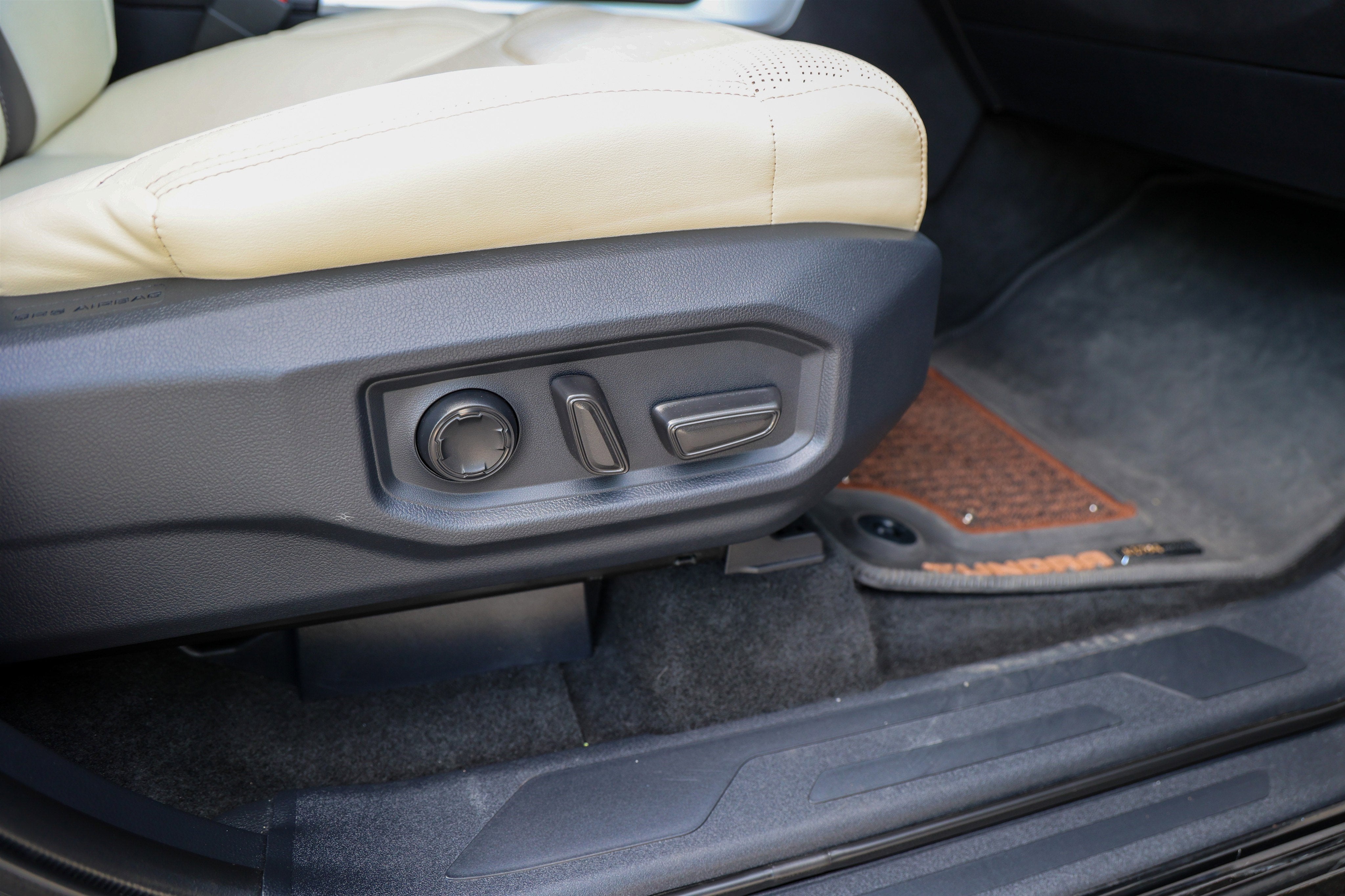 2023 Toyota TUNDRA HV 4X4 1794 Edition Hybrid