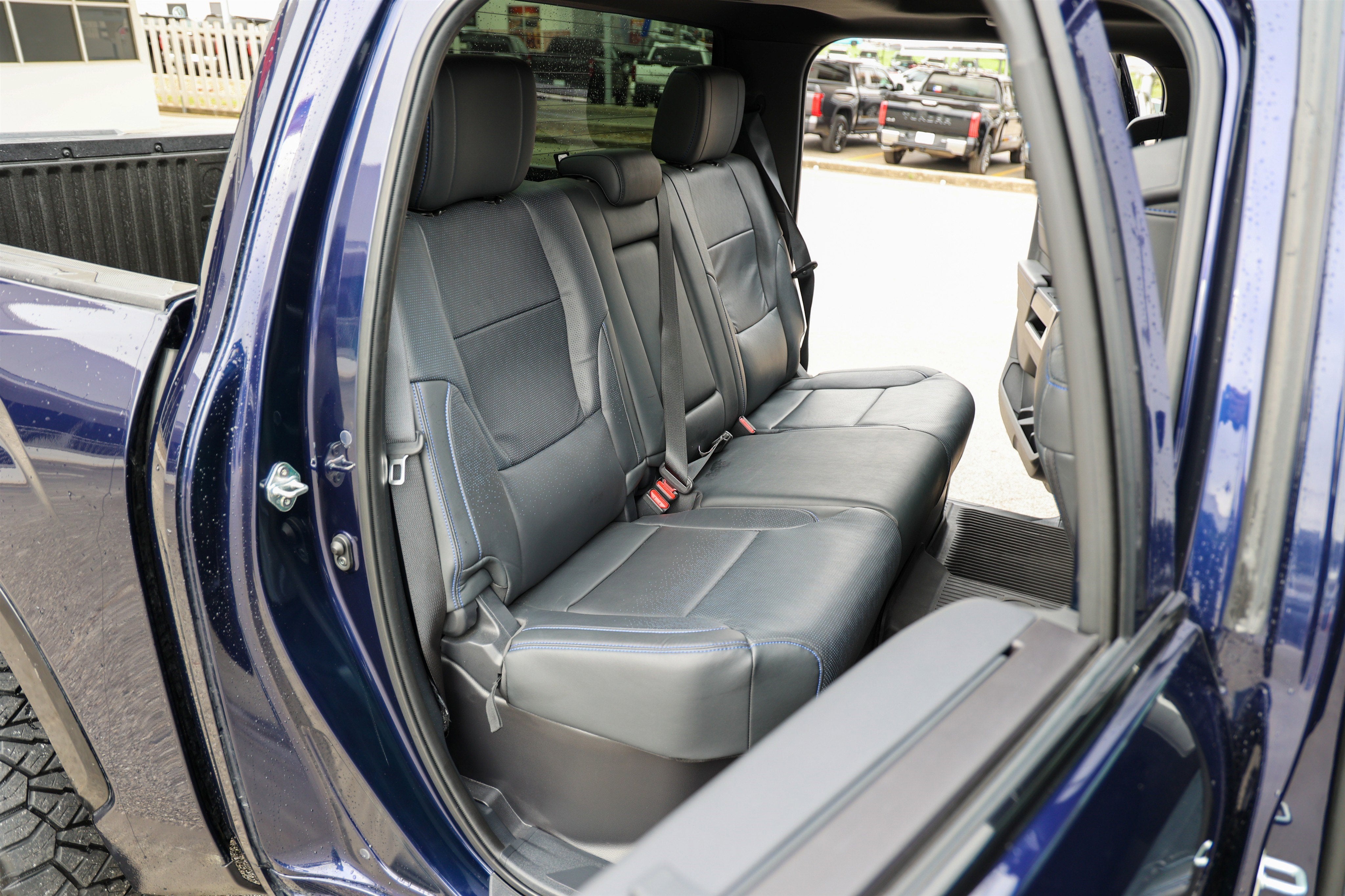 2025 Toyota TUNDRA 4X4 Platinum
