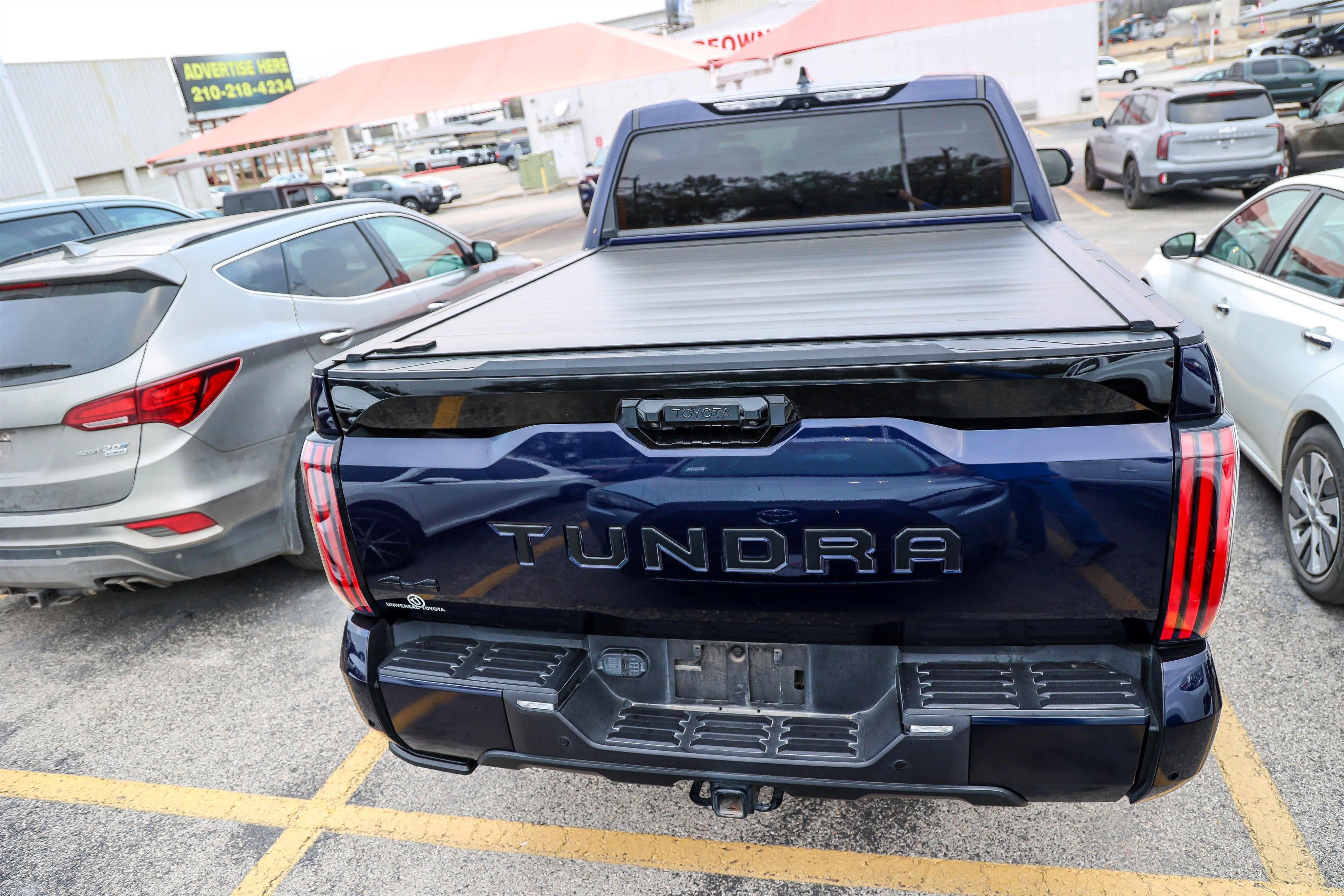 2023 Toyota TUNDRA 4X4 Platinum