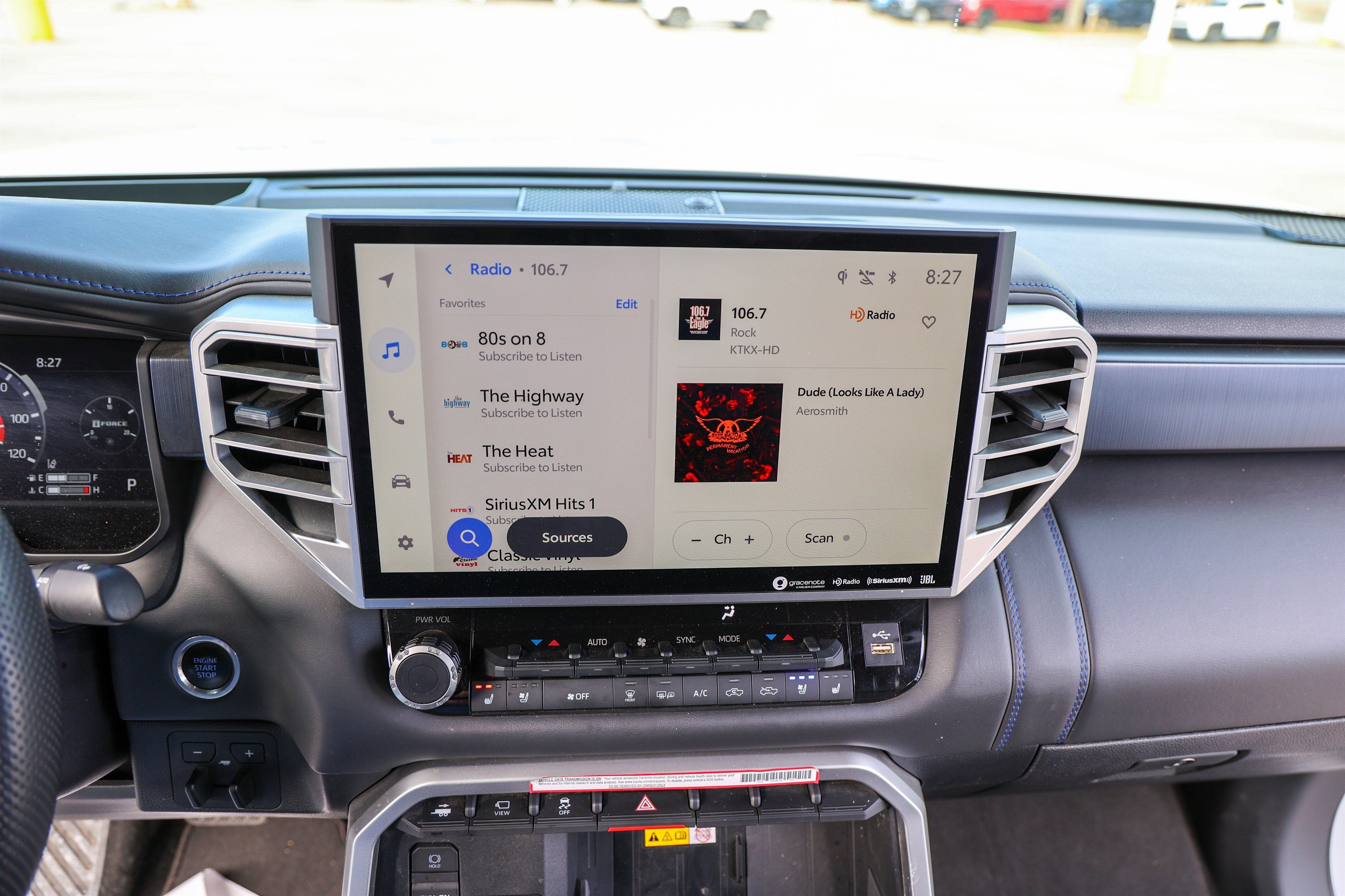 2024 Toyota TUNDRA 4X4 Platinum